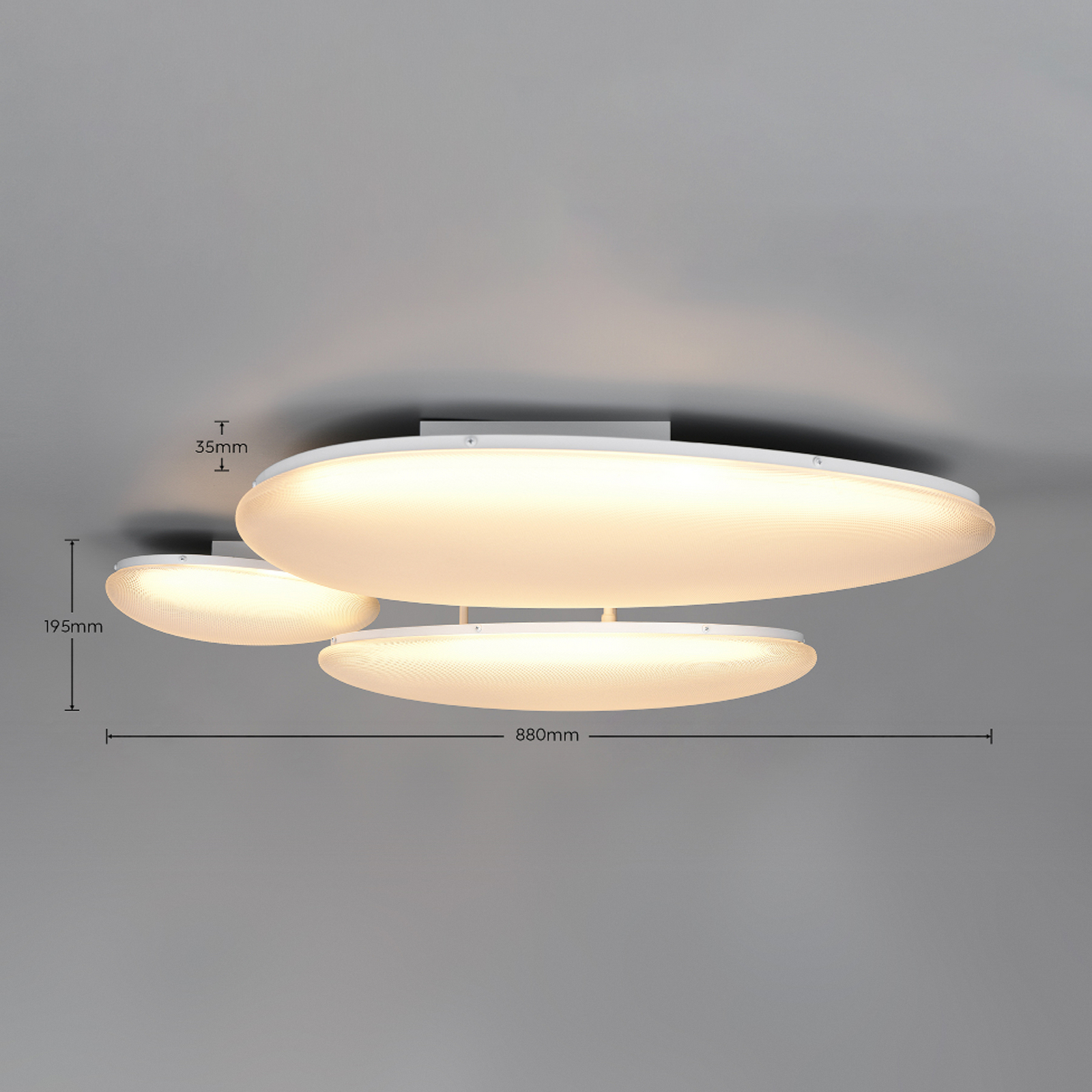 LED plafondlamp Ozera, lengte 95 cm, wit, kunststof, CCT, 3-lamps. LED plafondlamp Ozera, lengte 95 cm, wit, kunststof, CCT, 3-lamps.