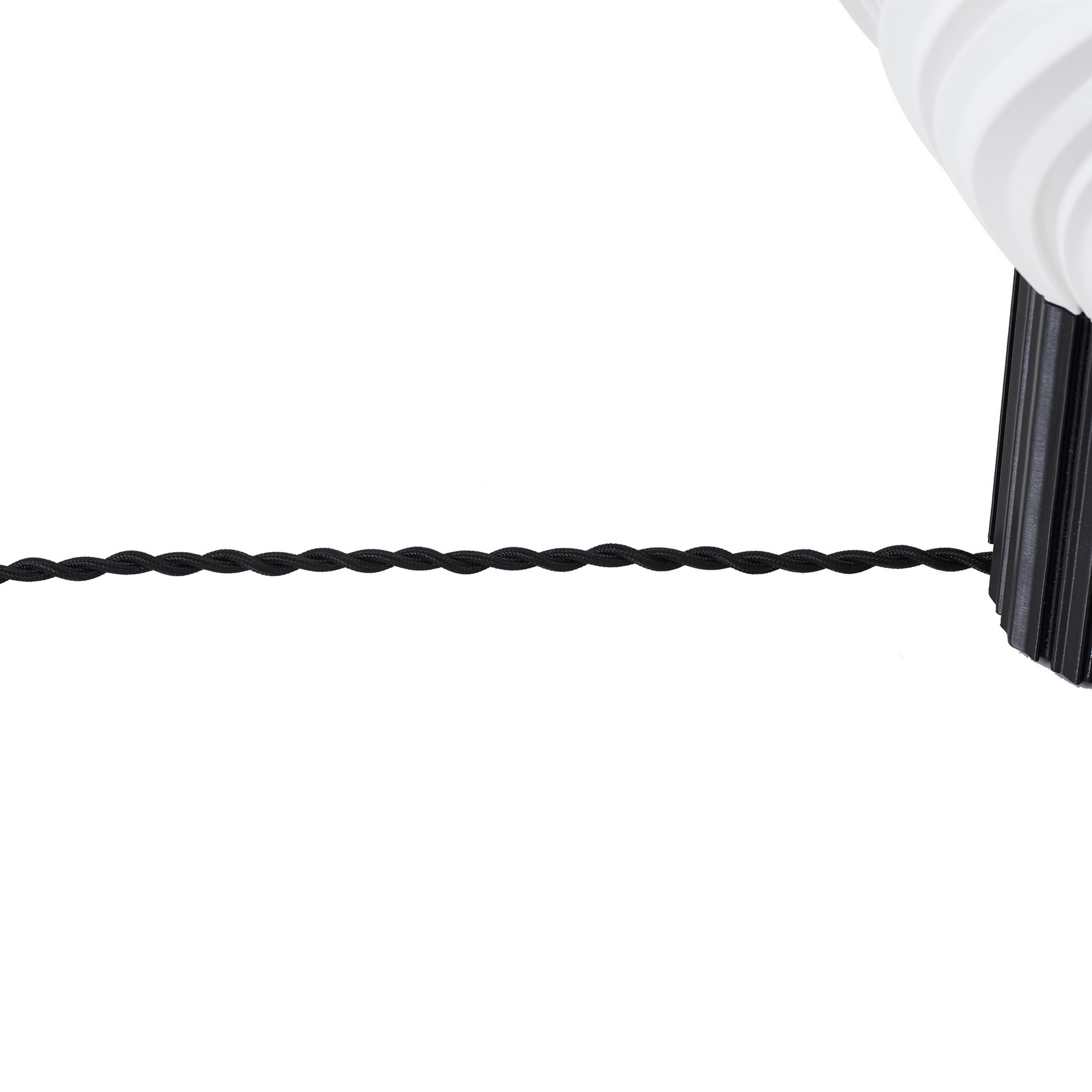 Lindby tafellamp Nuvia, hoogte 39,1 cm, wit, gedraaid