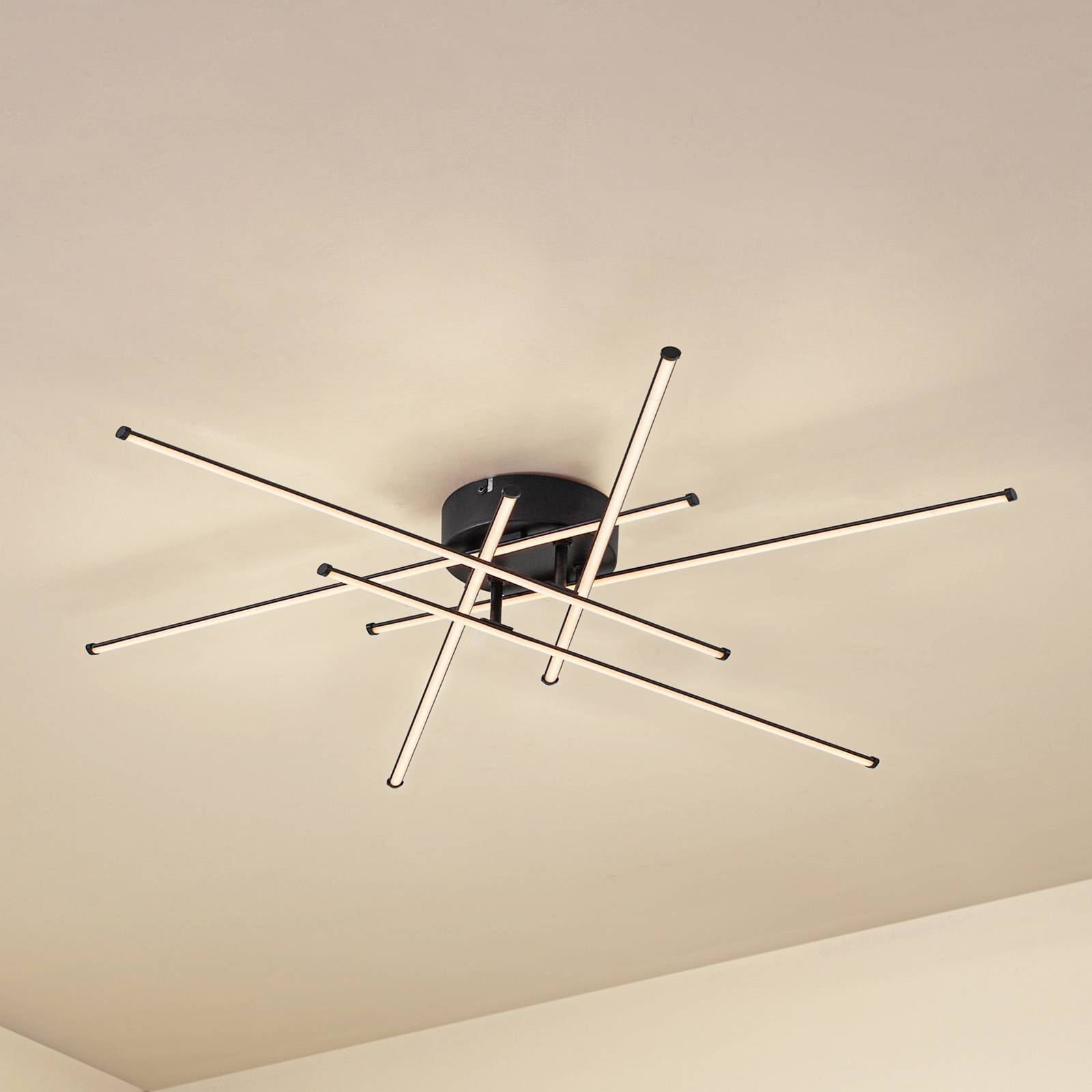 Lindby Lampa sufitowa LED Elviano, Ø 80 cm, czarna, 3000 K