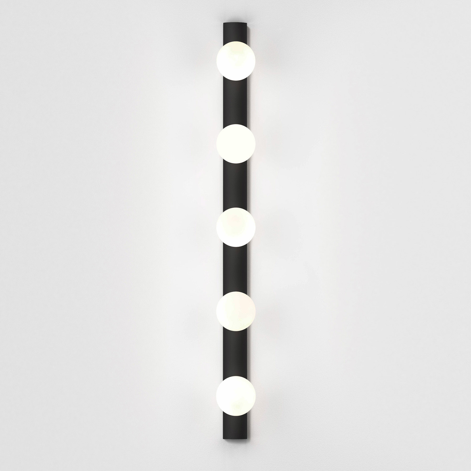 Astro Cabaret 5 II wandlamp, 5-lamps mat zwart