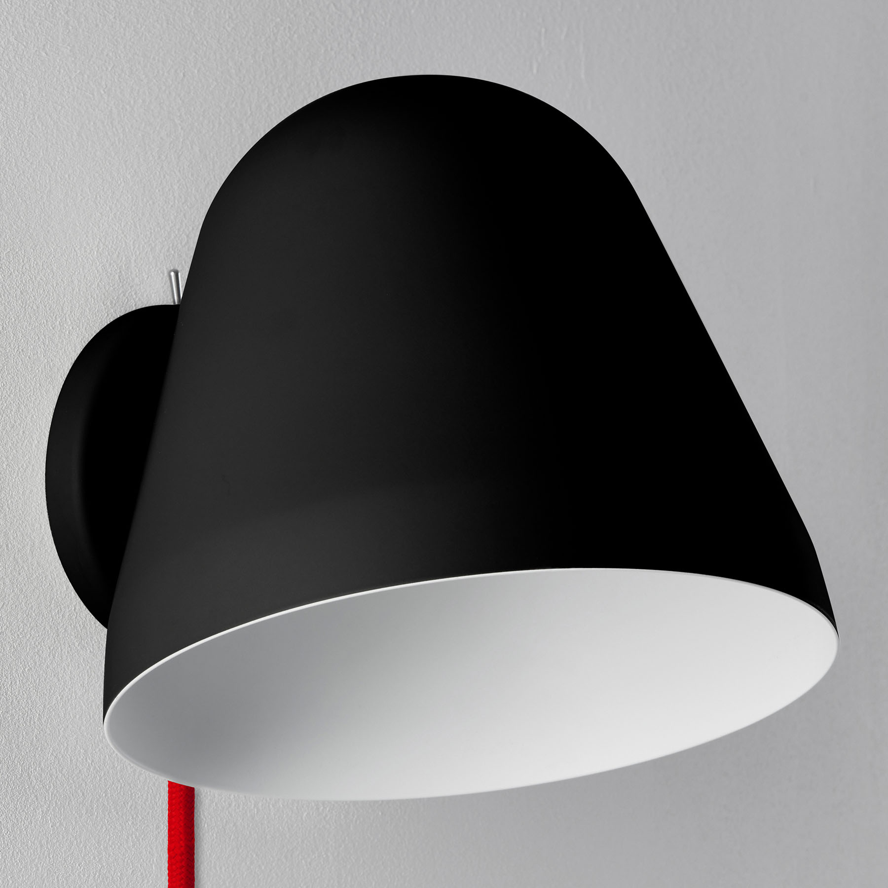 NYTA Nyta Tilt Wall Short wall lamp, red cable, black, for Living / Dining Room, aluminium, E14, 46 W, energy efficiency: A++, H: 18 cm