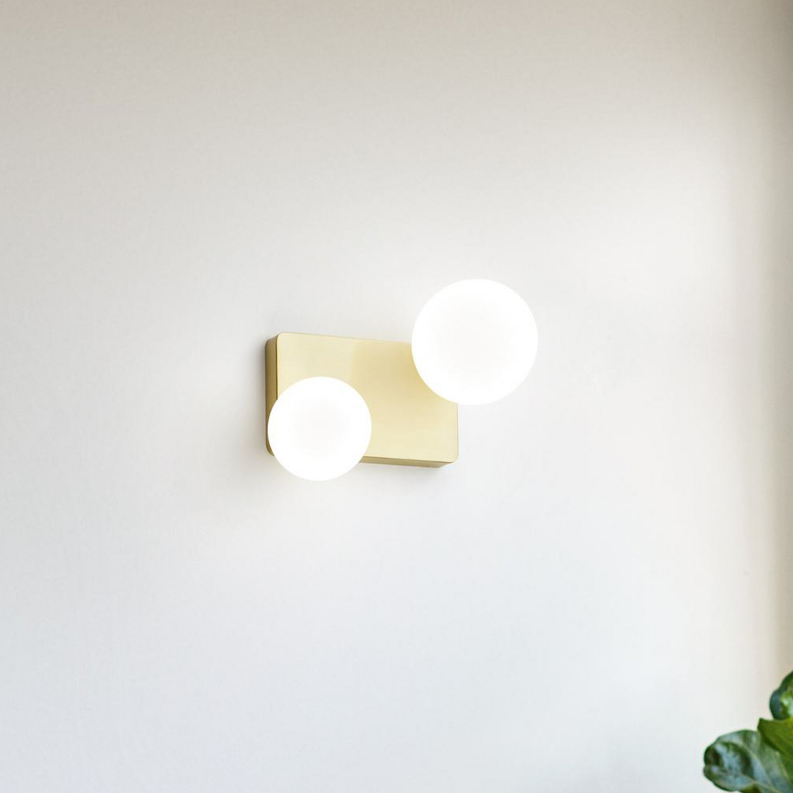 Ideallux Ideal Lux Penta plafonieră cu 2 lumini de culoare aurie sticlă opalină - Camera de zi / sufragerie - design - aur alb opal - Aluminiu