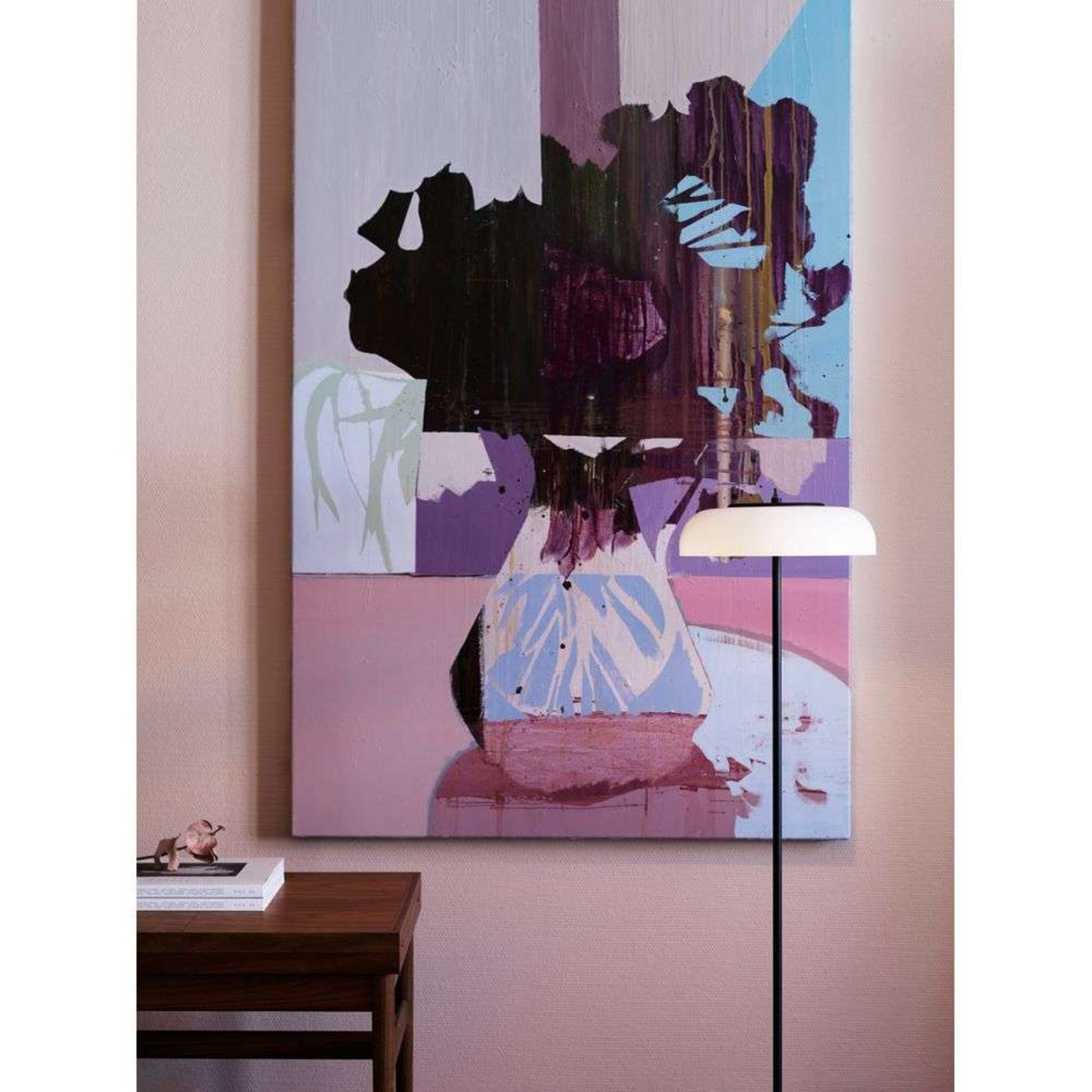 Lampadaire LED Nuura Blossi, hauteur 120 cm, noir/opale