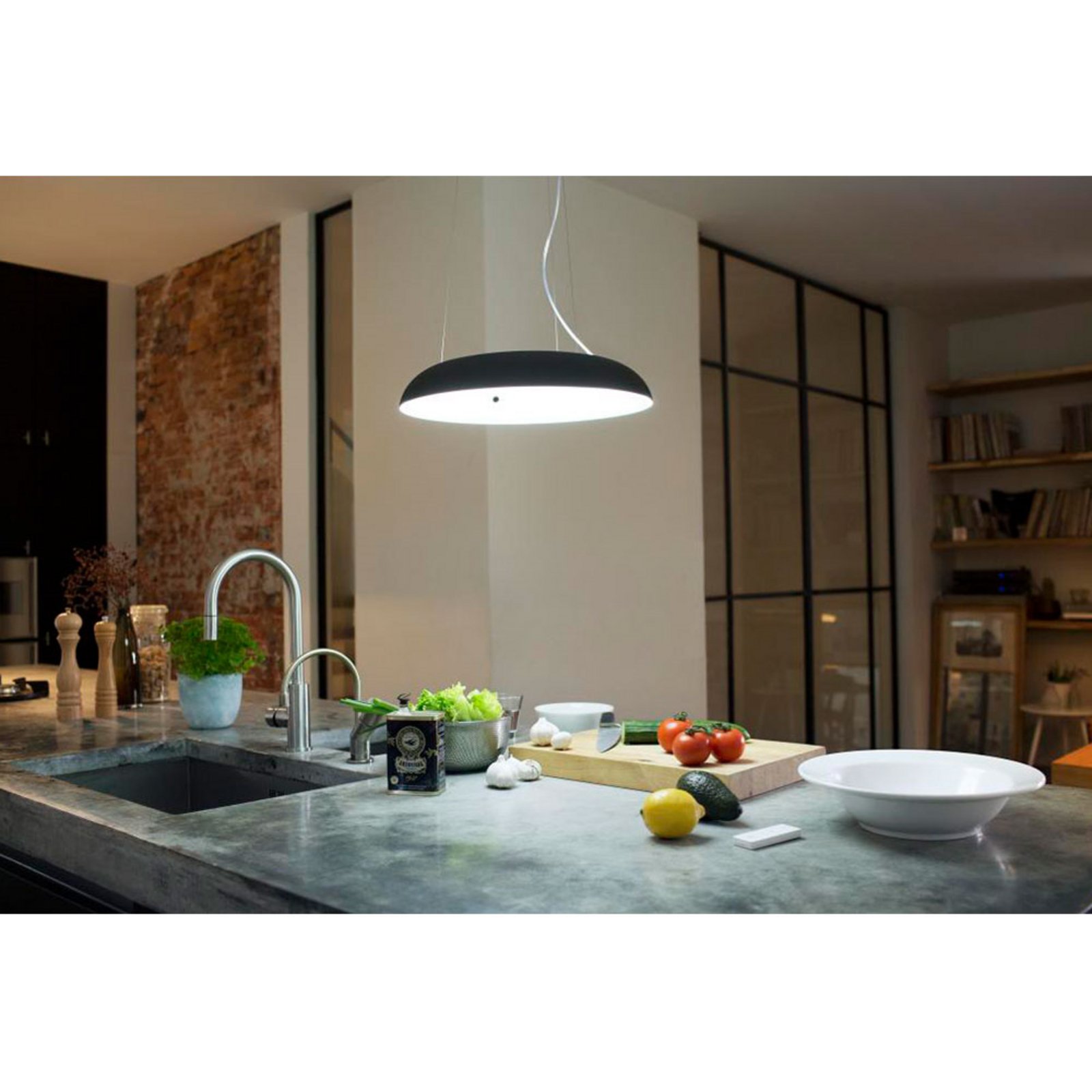 Amaze Lustră Pendul White Amb. Black - Philips Hue