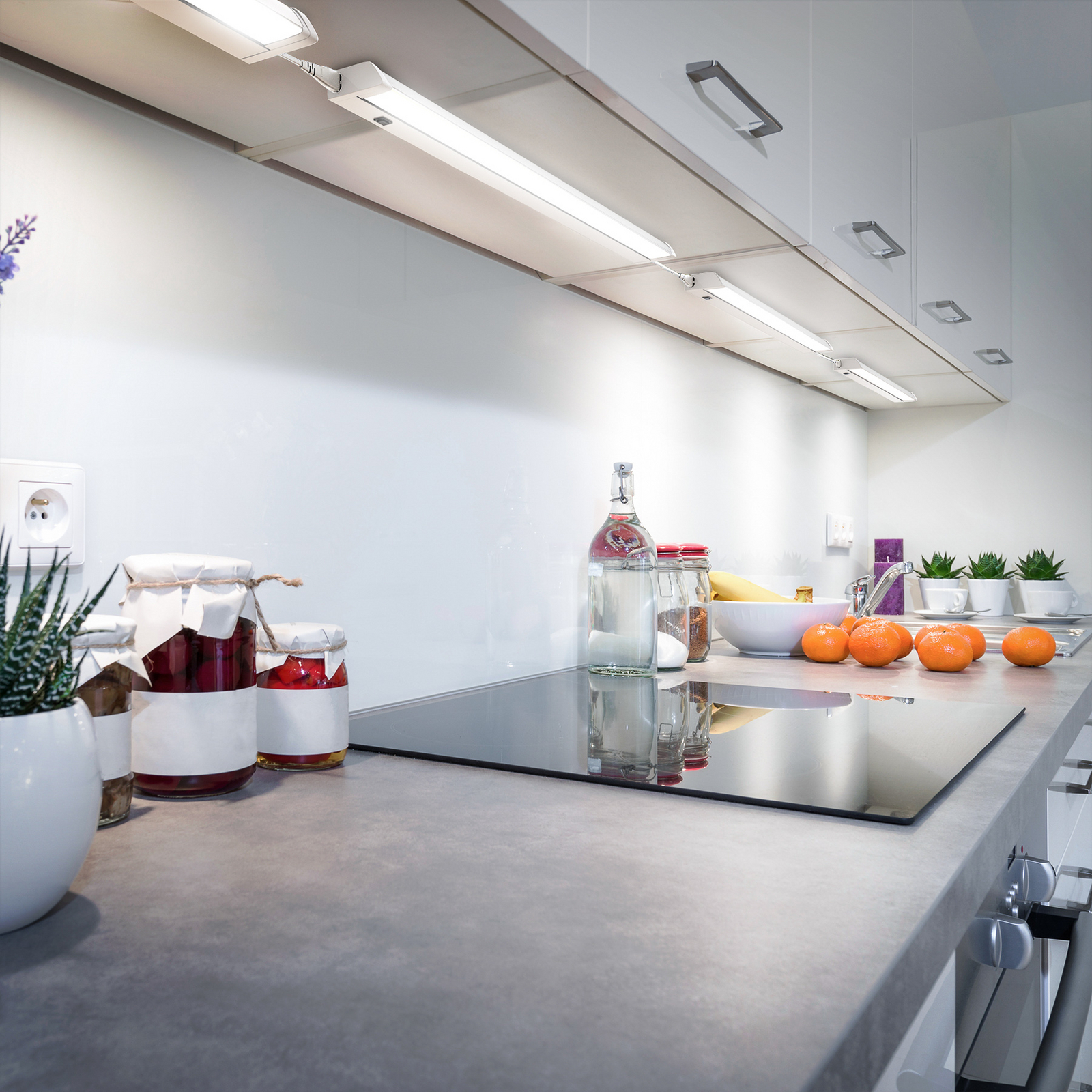 LED meubelverlichting Gina, wit, 2.700 K/4.000 K LED meubelverlichting Gina, wit, 2.700 K/4.000 K