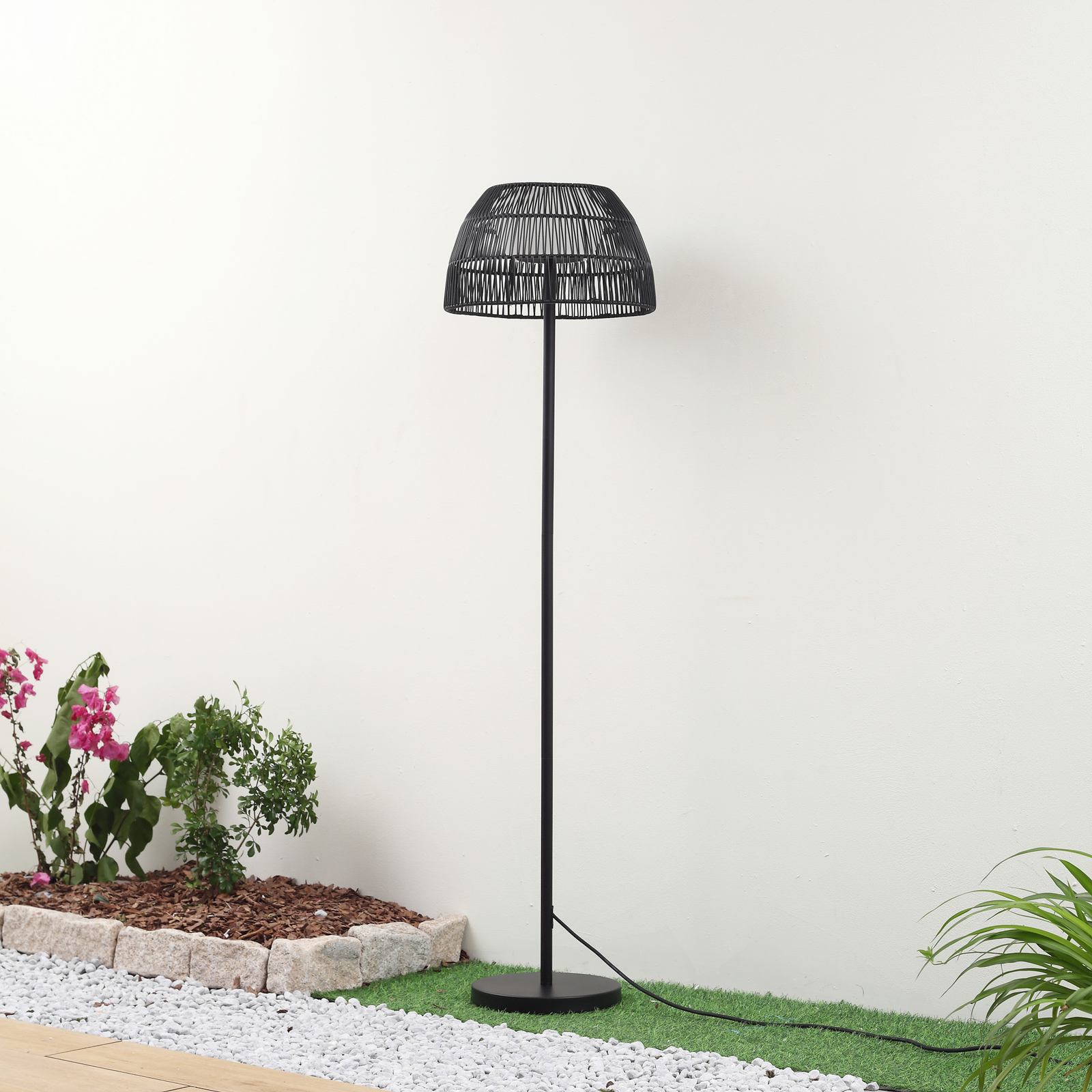 Lucande LED outdoor floor lamp Heribio, black, iron, 153 cm