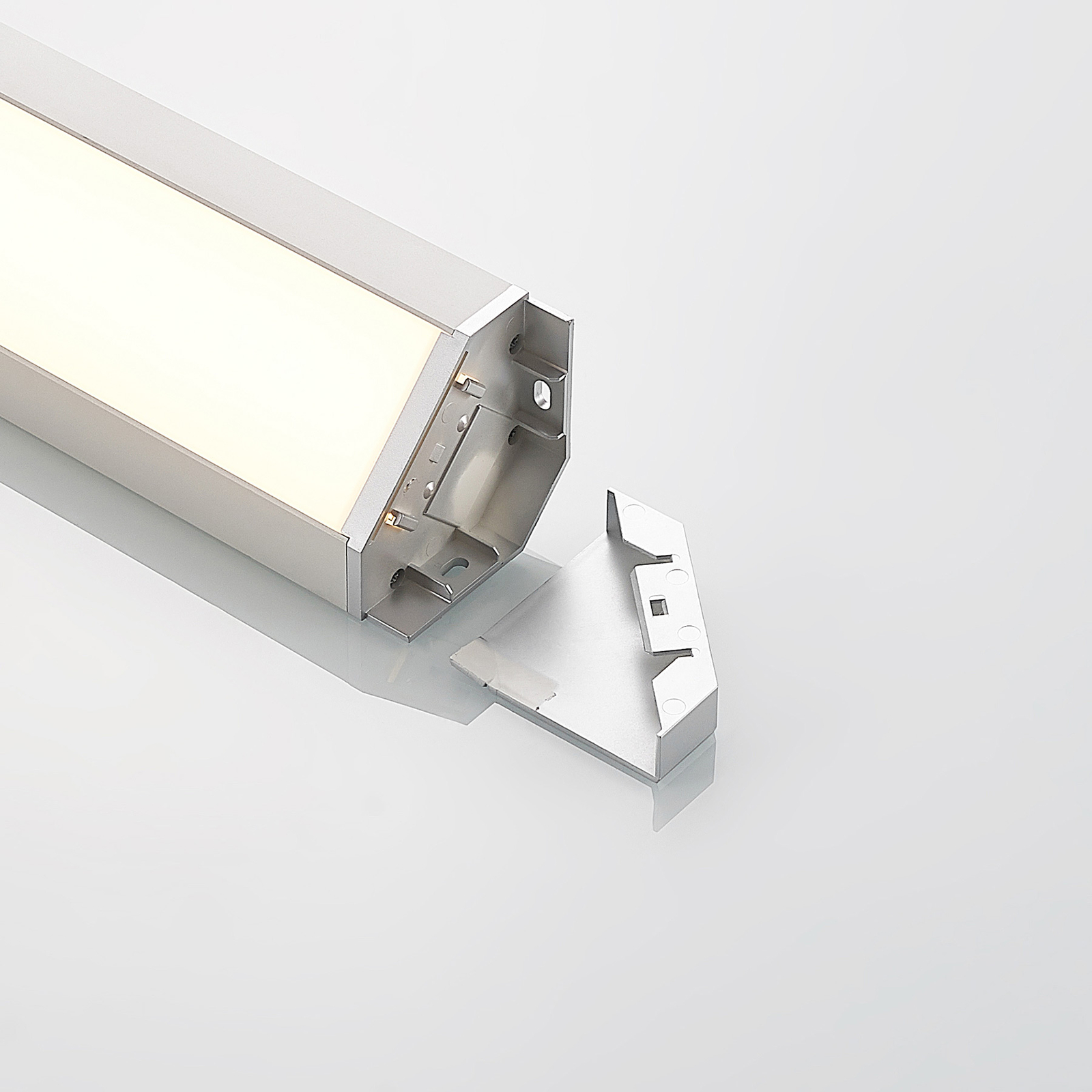 Arcchio Ovano LED-underskabsbelysning, sølv