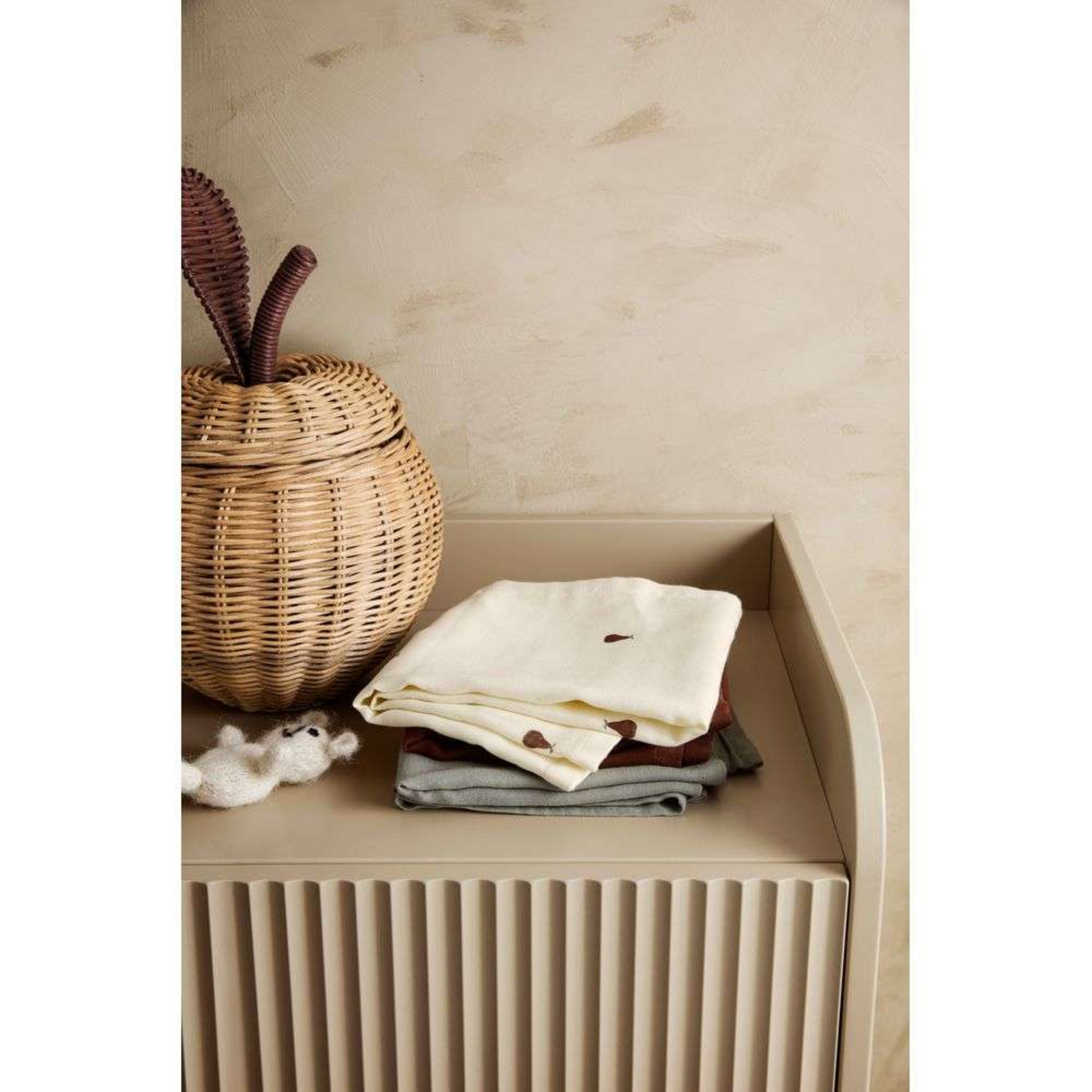 Apple Braided Storage Small Natural - ferm LIVING