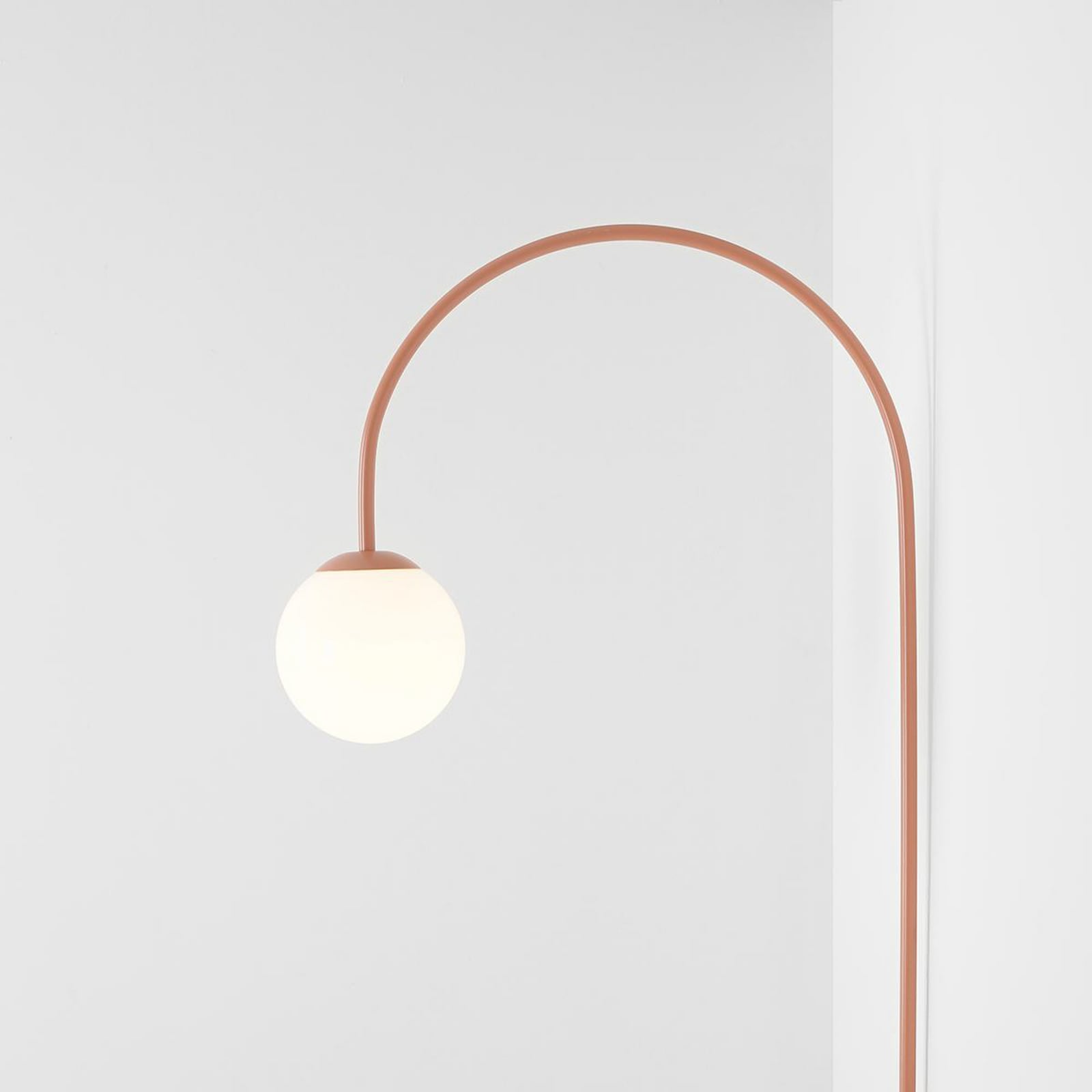 Lampa ścienna Una w kolorze koralowej czerwieni, metal i szkło – ALDEX