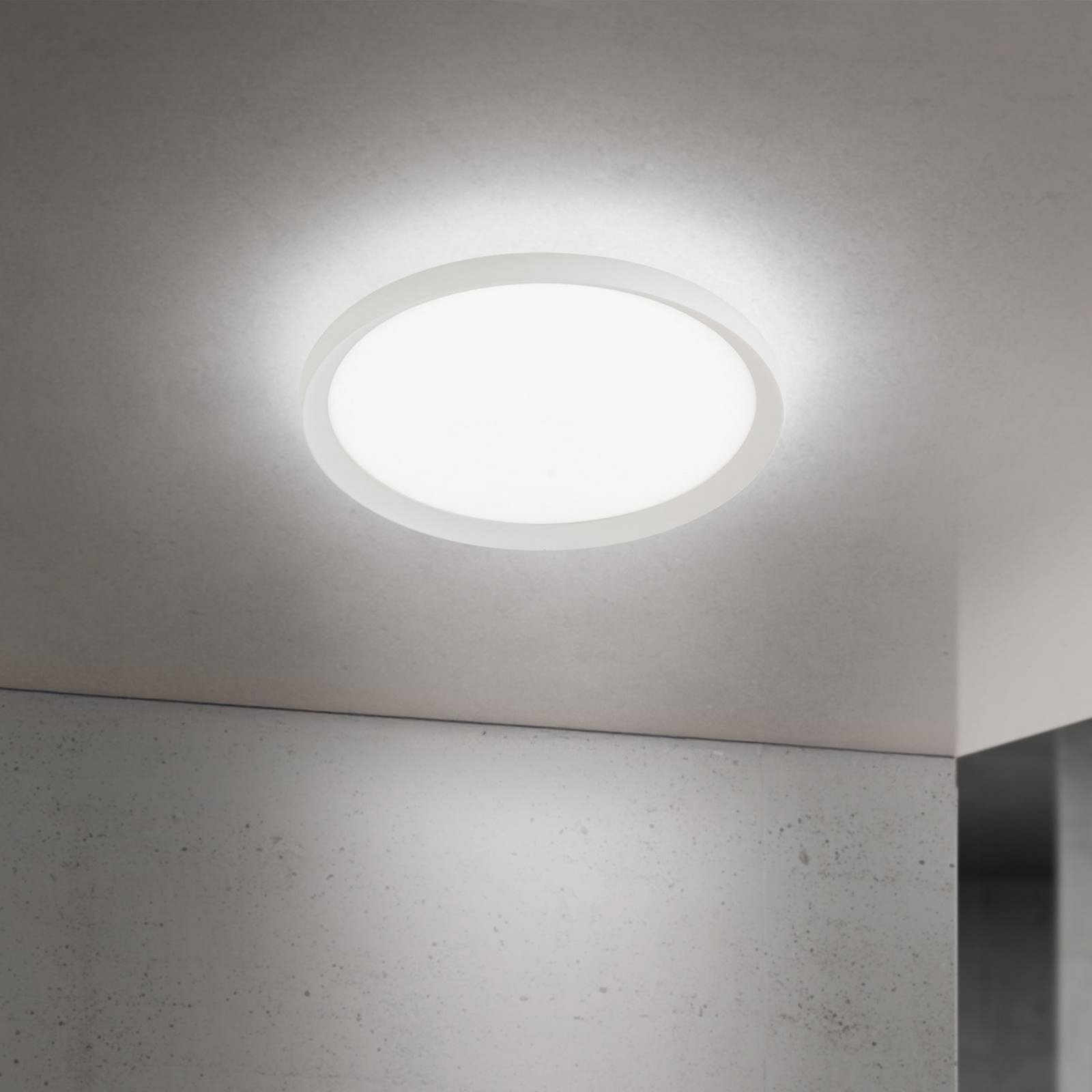 LED ceiling lamp Kant, Ø 40 cm, white, CCT, metal/plastic