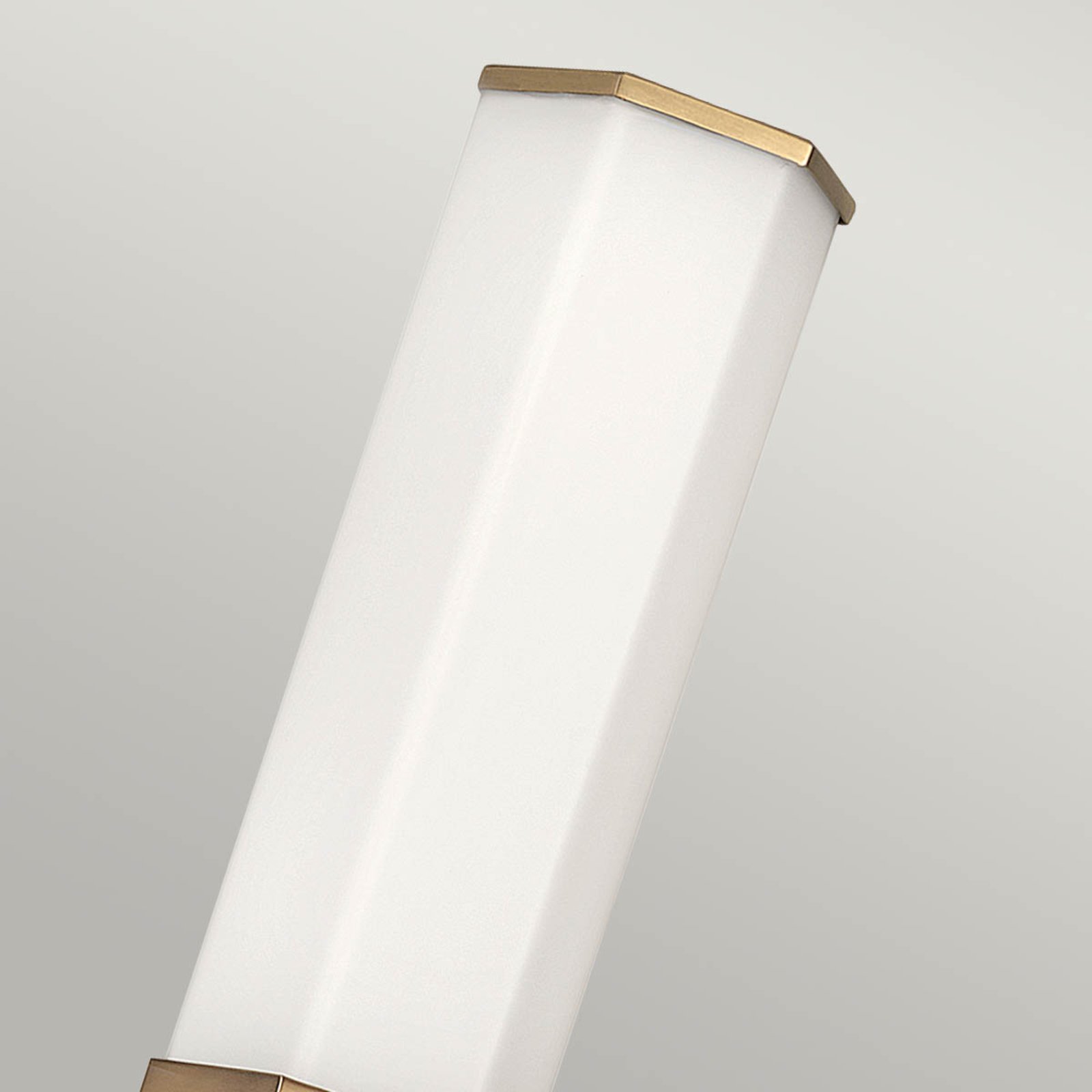 LED stensko kopalniško svetilo Facet Single, 3000 K, medeninasto