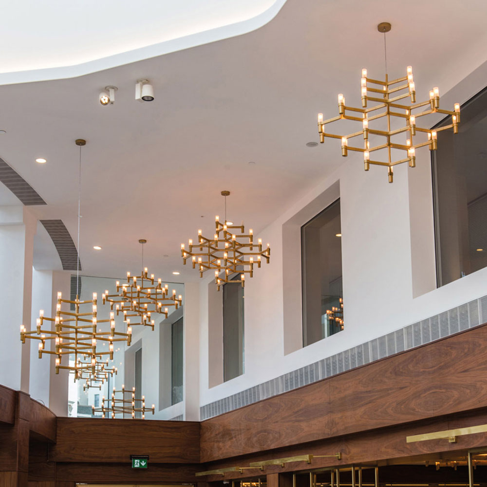 Nemo Crown Major pendant light with 30 lights