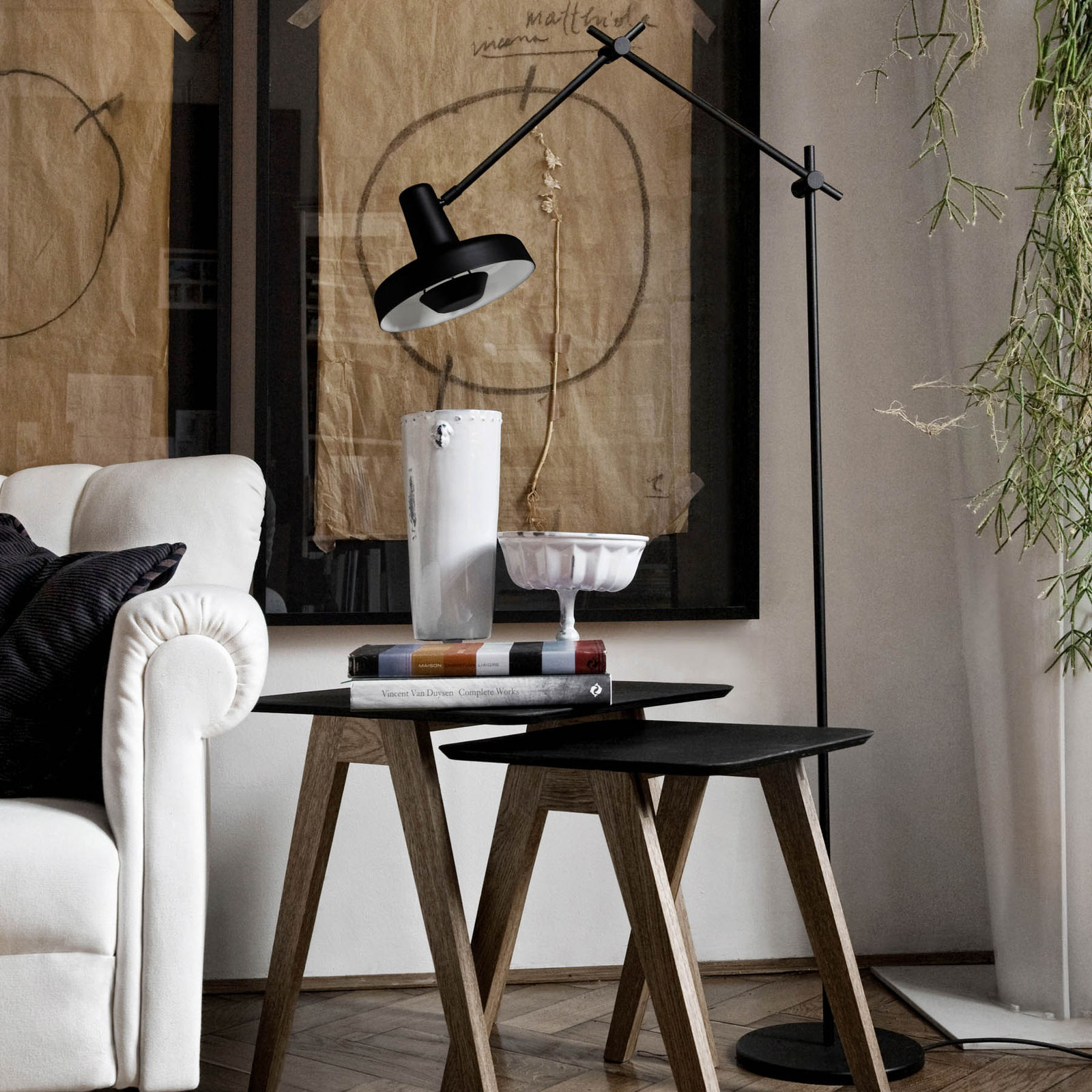 Arigato Gulvlampe Sort - Grupa