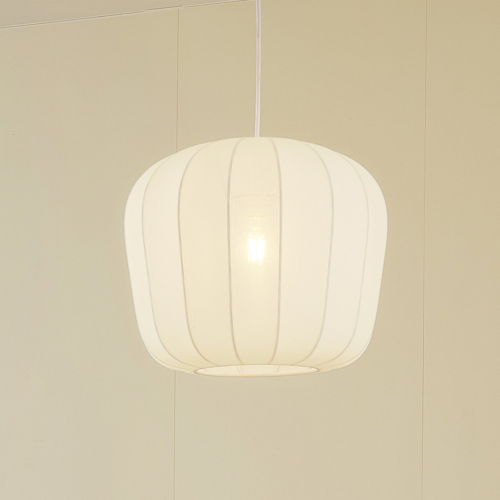 Lindby candeeiro suspenso Helin, branco, Ø 35 cm, tecido