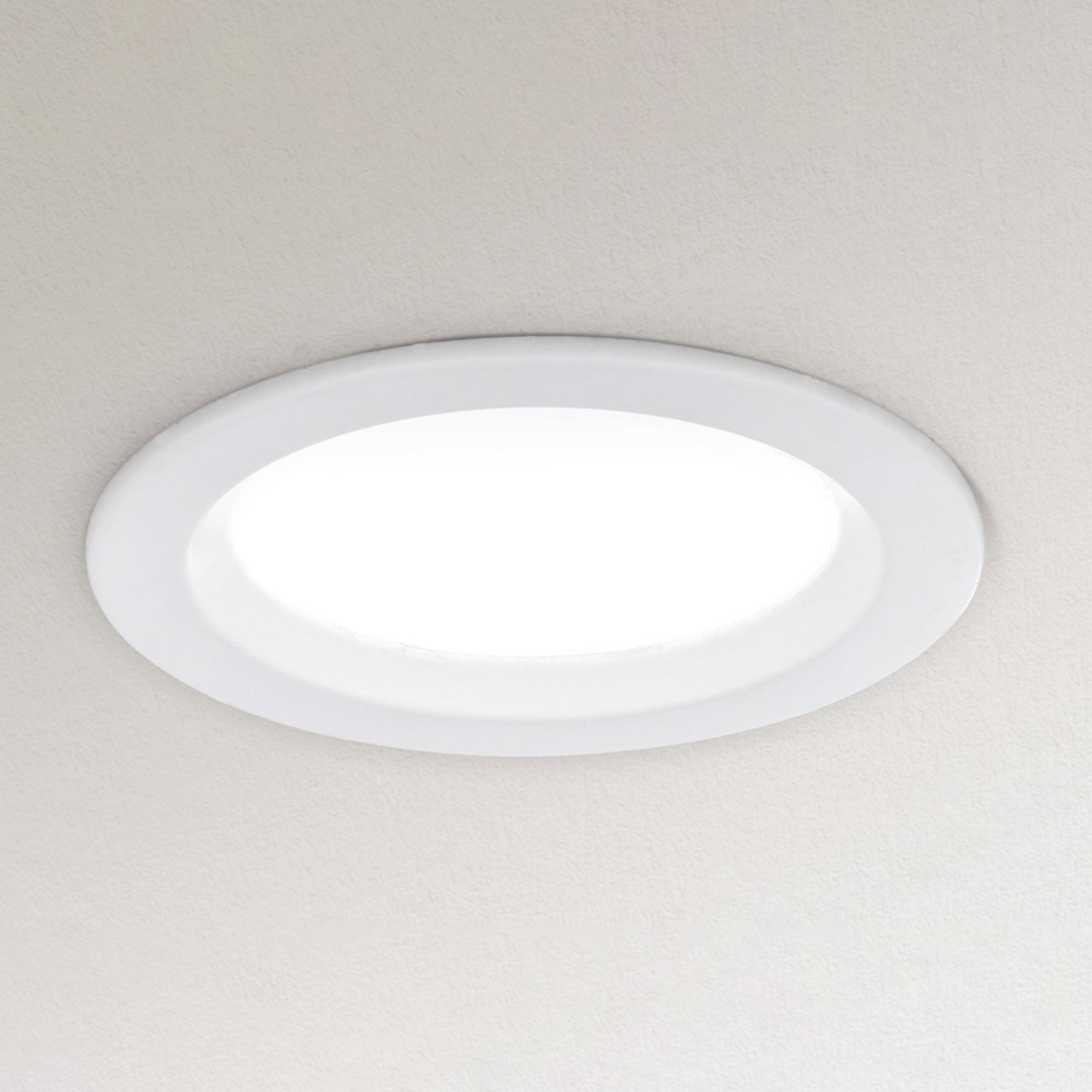 LED svetilka za vgradnjo Spock Ø 9 cm, bela, z možnostjo zatemnitve