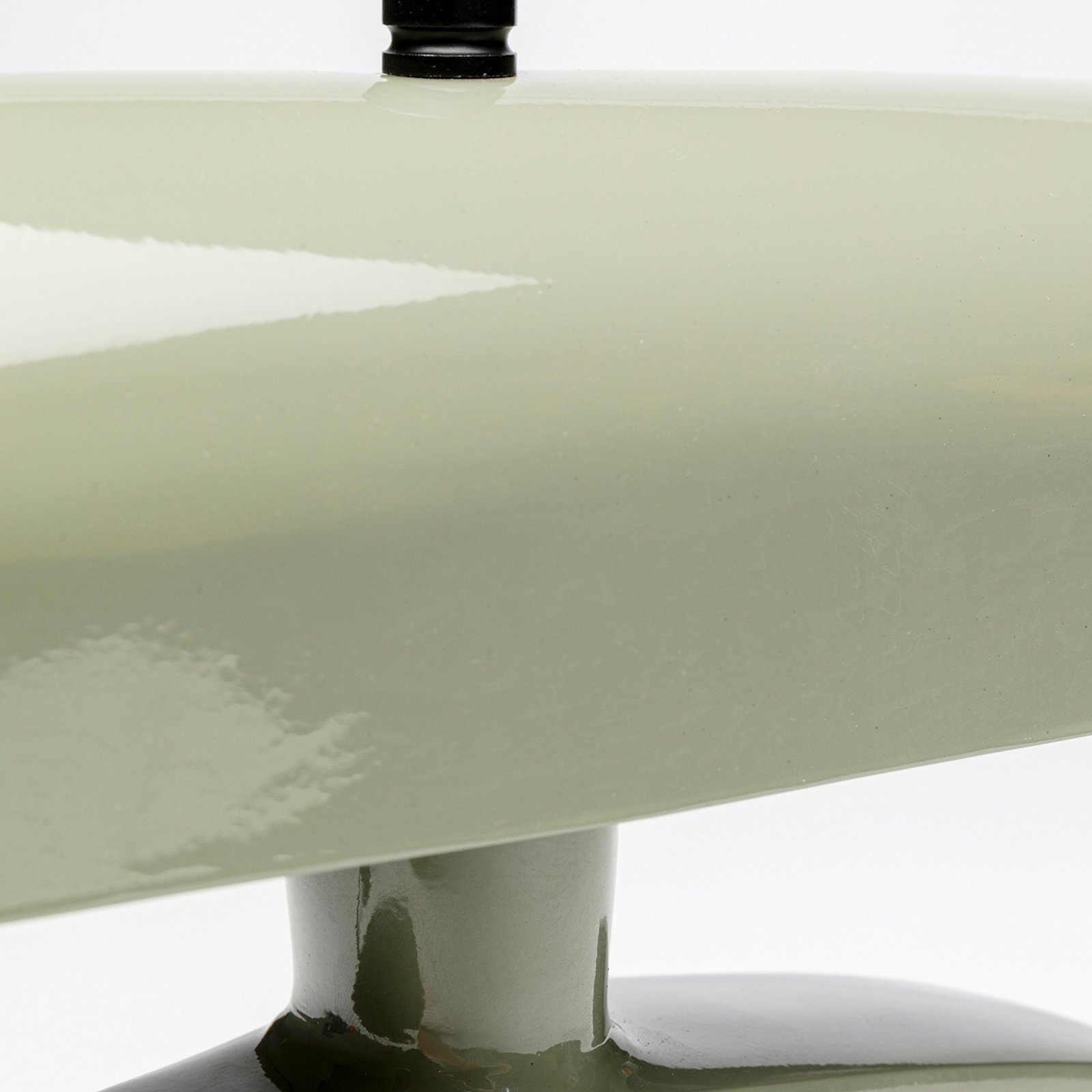 Kare namizna svetilka Suki, sivkasto zelena, kovina, 26 cm, E14 Kare namizna svetilka Suki, sivkasto zelena, kovina, 26 cm, E14