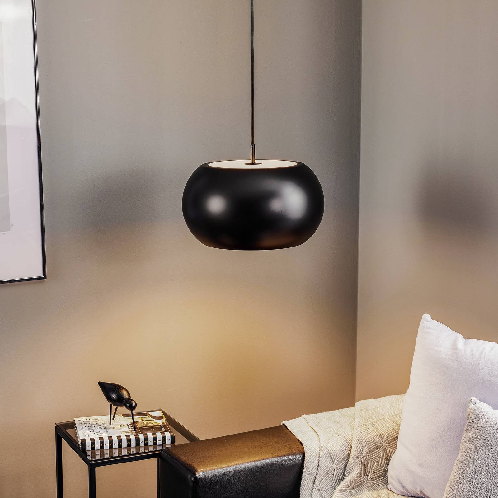 E-shop Závesná lampa FRANDSEN BF20, Ø 38 cm, čierna matná