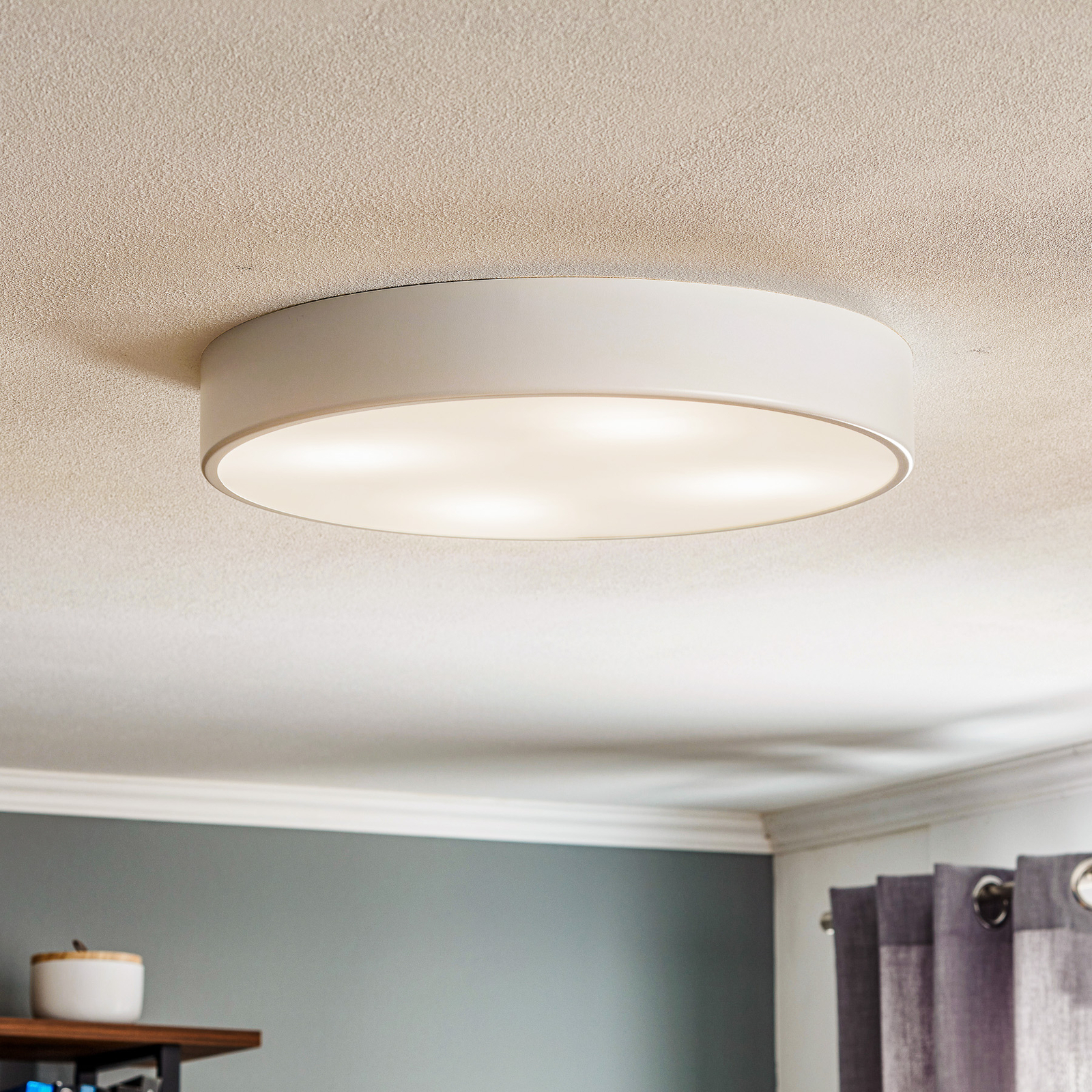 Lampa sufitowa Cleo 500, czujnik, Ø 50 cm biała