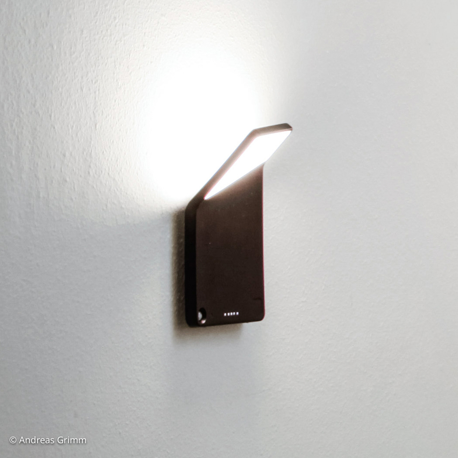 Nimbus Winglet CL LED wandlamp, mat zwart