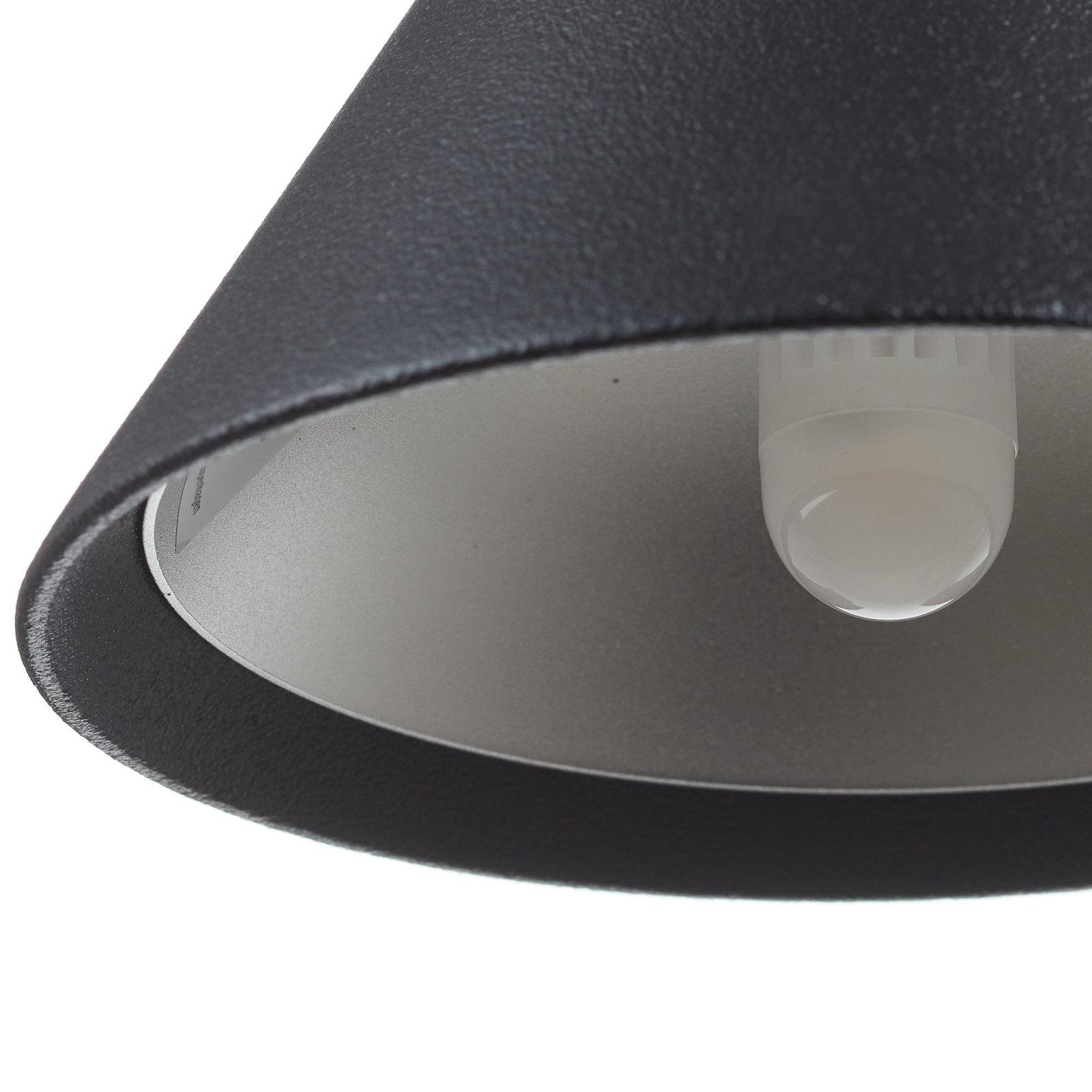 Audo Cast LED-hengelampe i svart, Shape 1