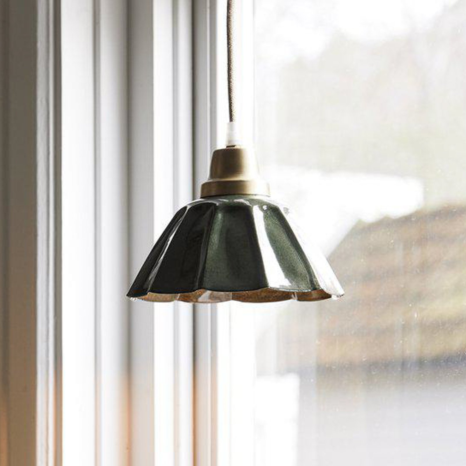 PR Home pendant light Ester, green, Ø 17 cm, iron, plug