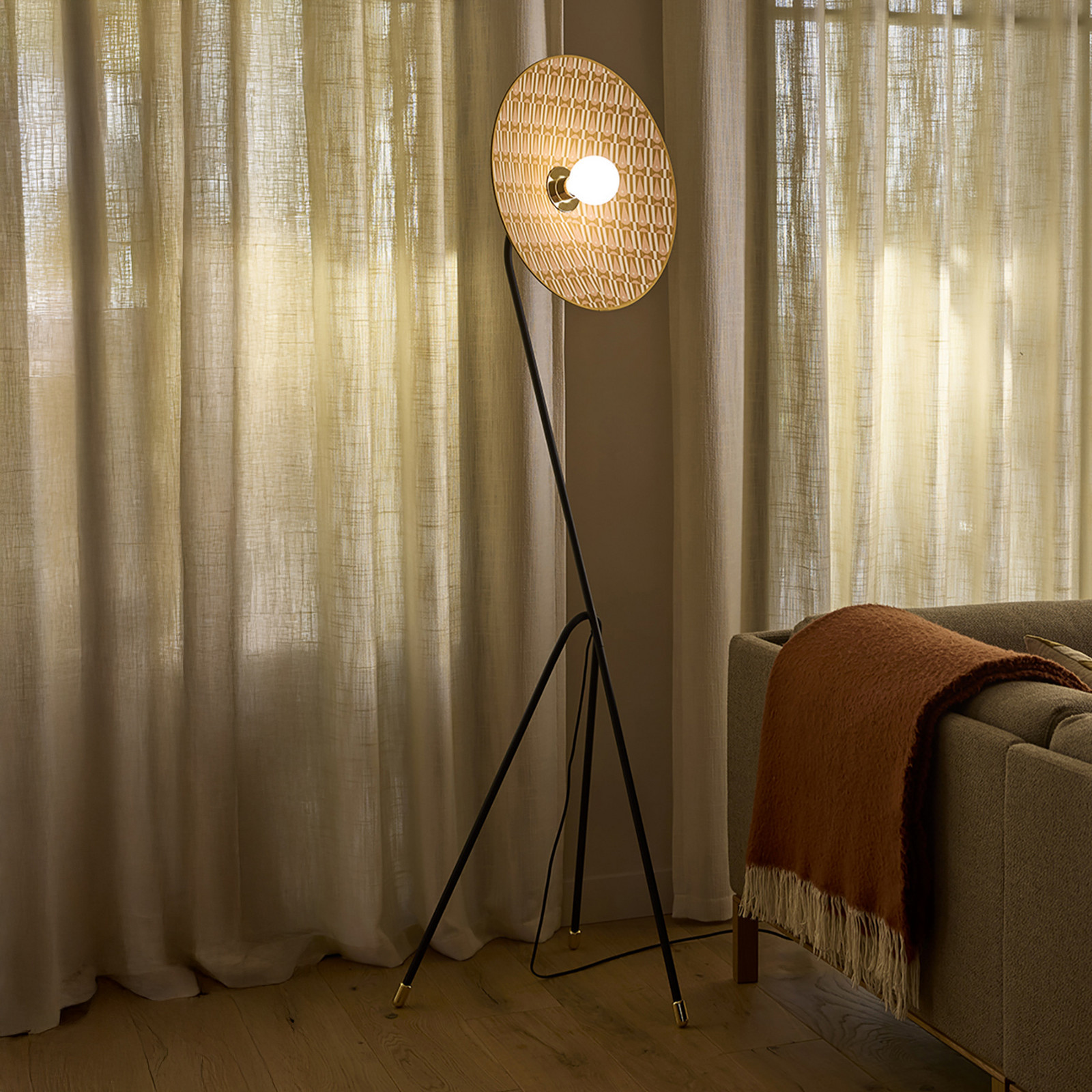 MARKET SET Lampadar Gatsby myra trei picioare Ø 50 cm E27 - Camera de zi / sufragerie - Design - crem-maro deschis cu model negru - Țesătură / Textil