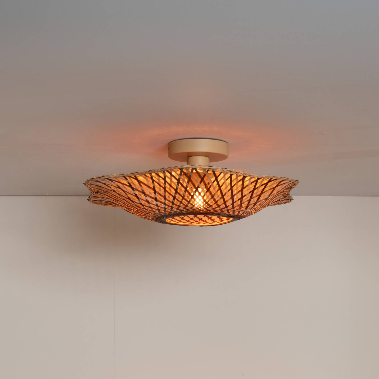 GOOD & MOJO Lampa sufitowa Madura, Ø 44 cm, brązowa, bambus E27