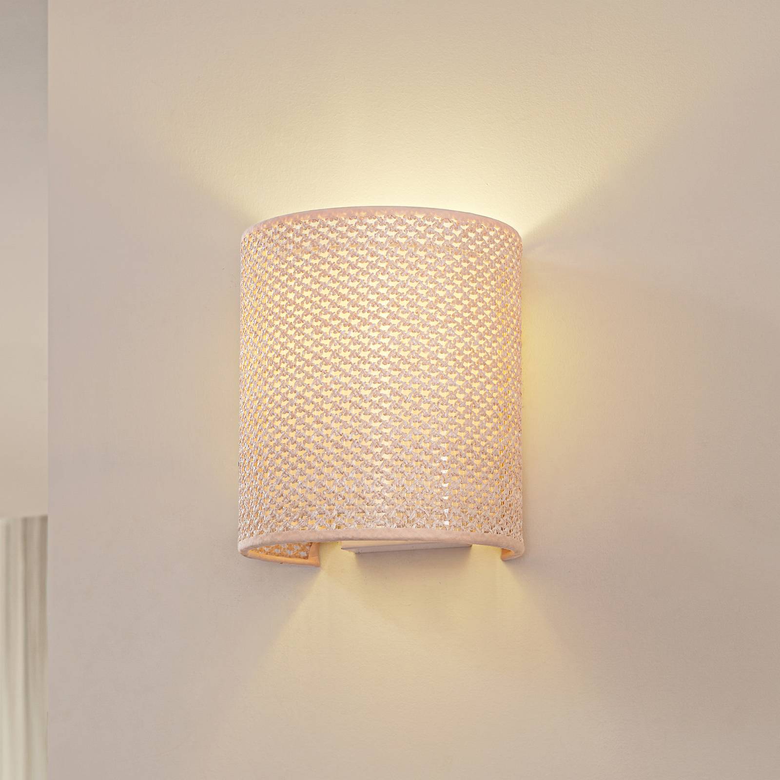 Lindby Wandleuchte Soula, 20 cm, beige, Kunststoff, E27 günstig online kaufen