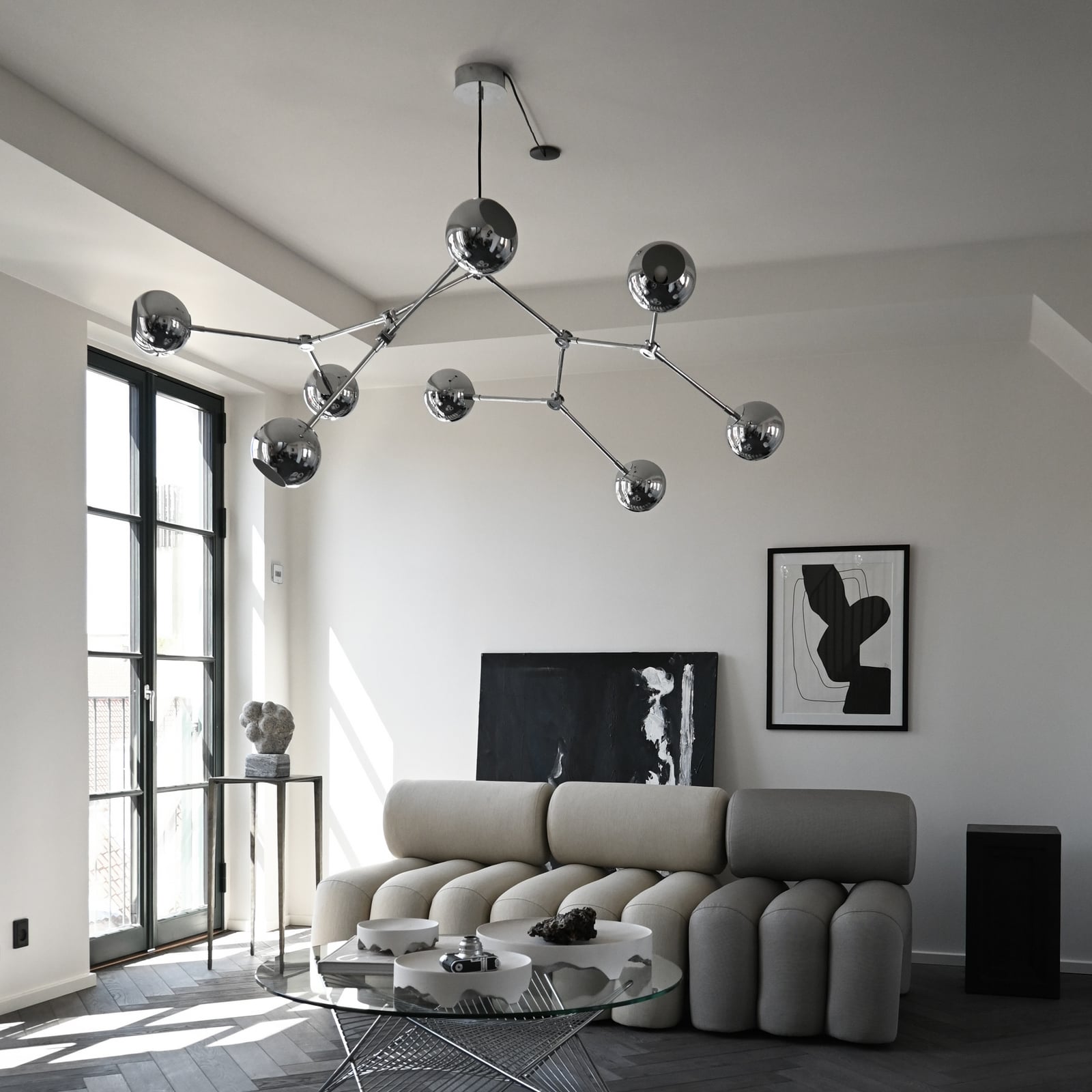 Drop Globe lysekrone, krom, 150 cm, E14 – 101 Copenhagen