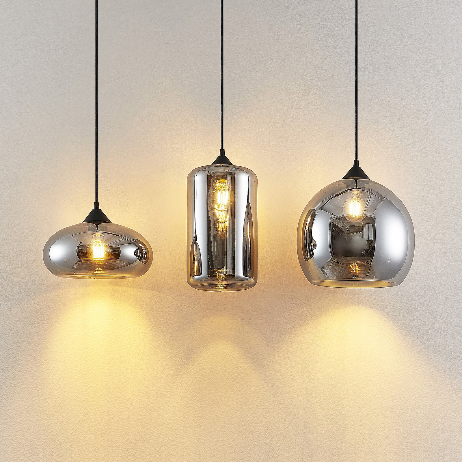 Lindby Arloris lámpara colgante 3 luces vidrio
