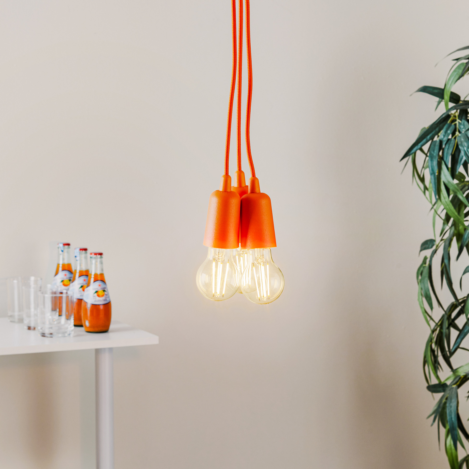 Brasil hanging light, orange, 3-bulb