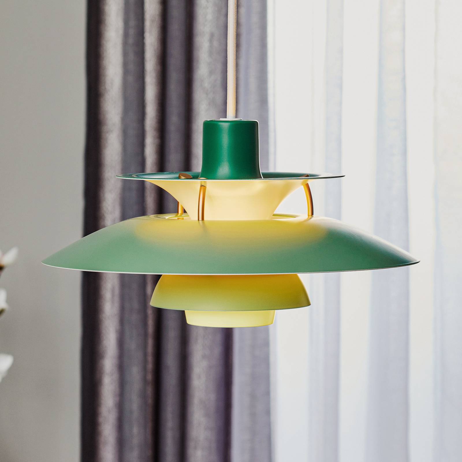 Levně Louis Poulsen PH 5 Mini - závěsné světlo, zelené