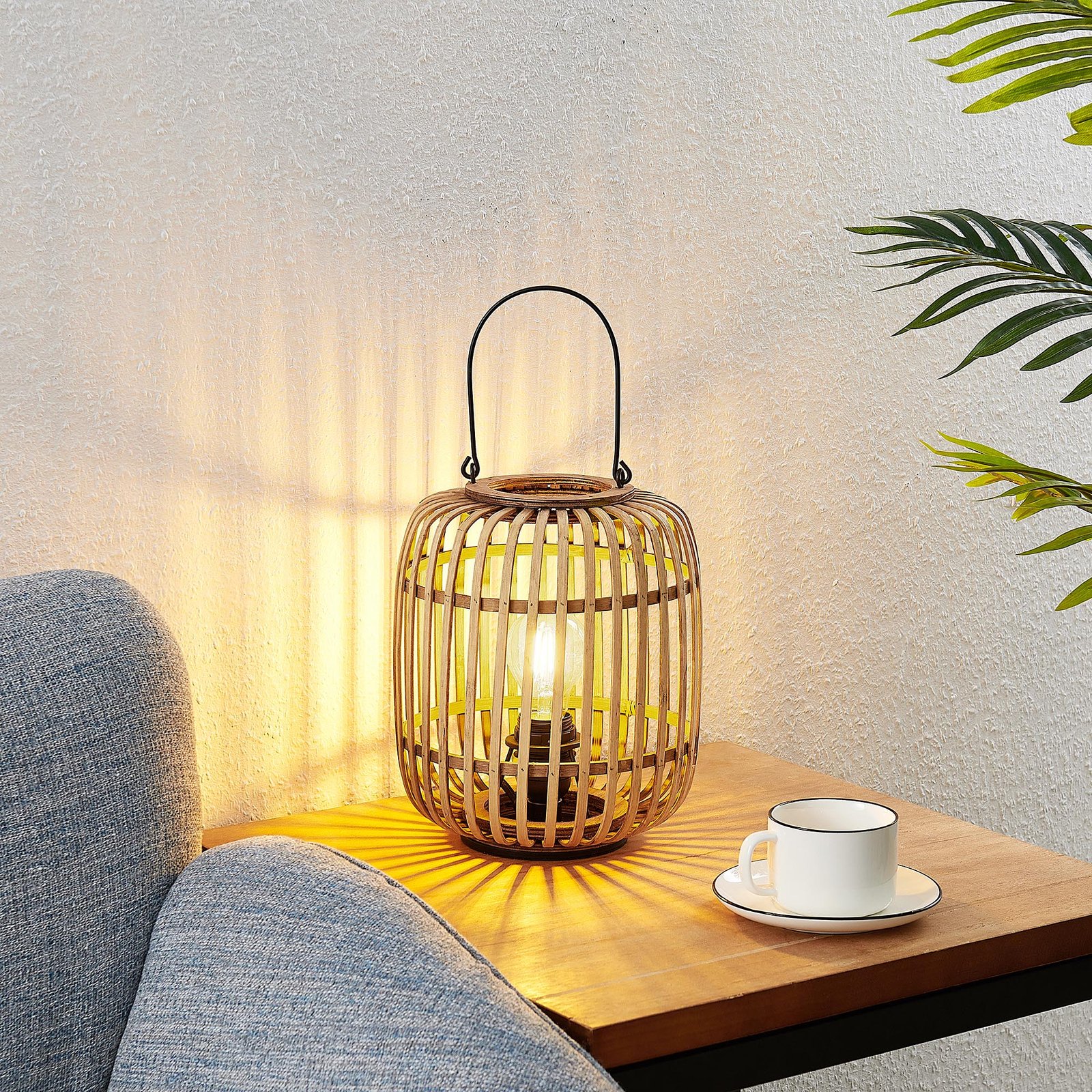 Lindby Canyana table lamp, rattan, natural