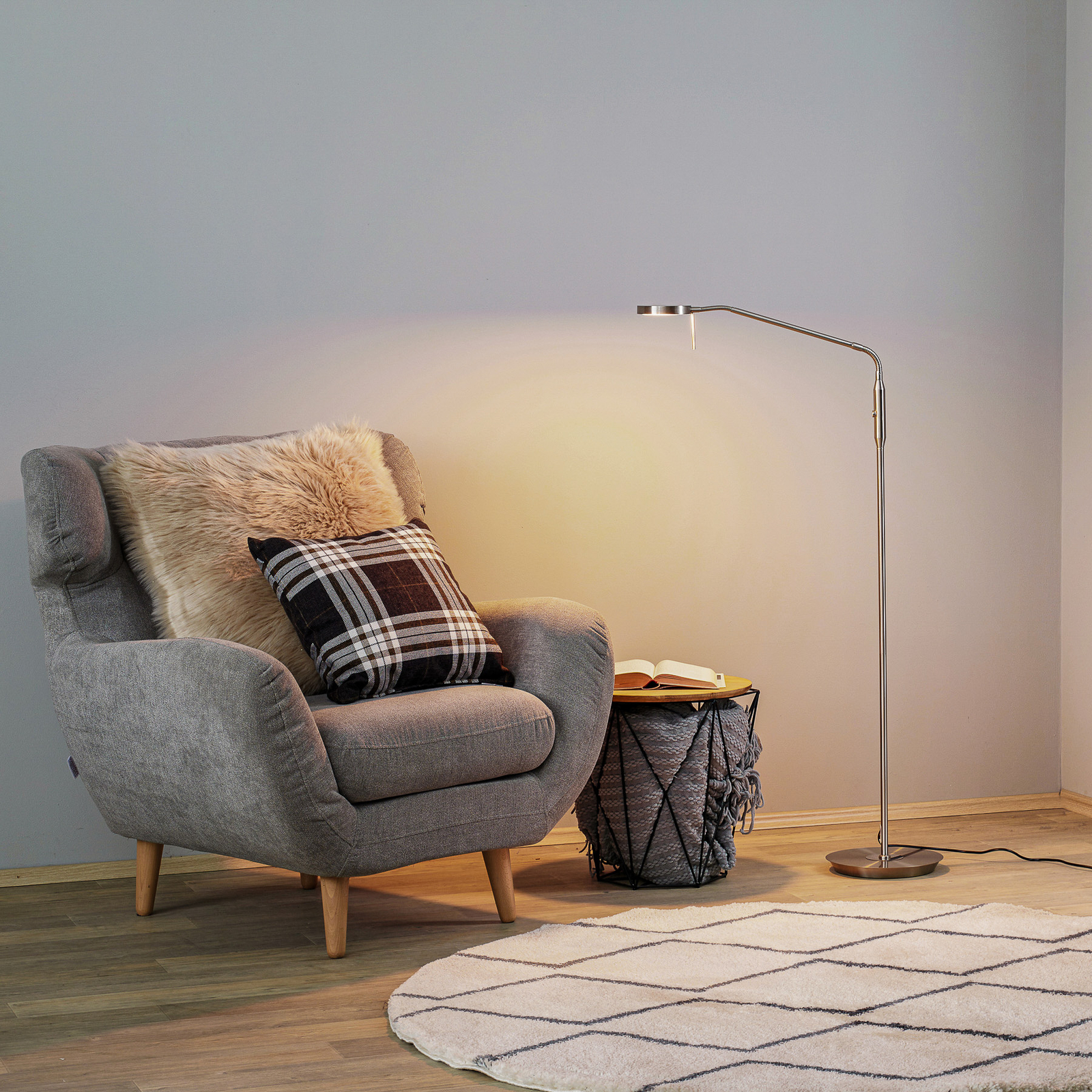 Lindby Sharani LED floor lamp, CCT, nickel