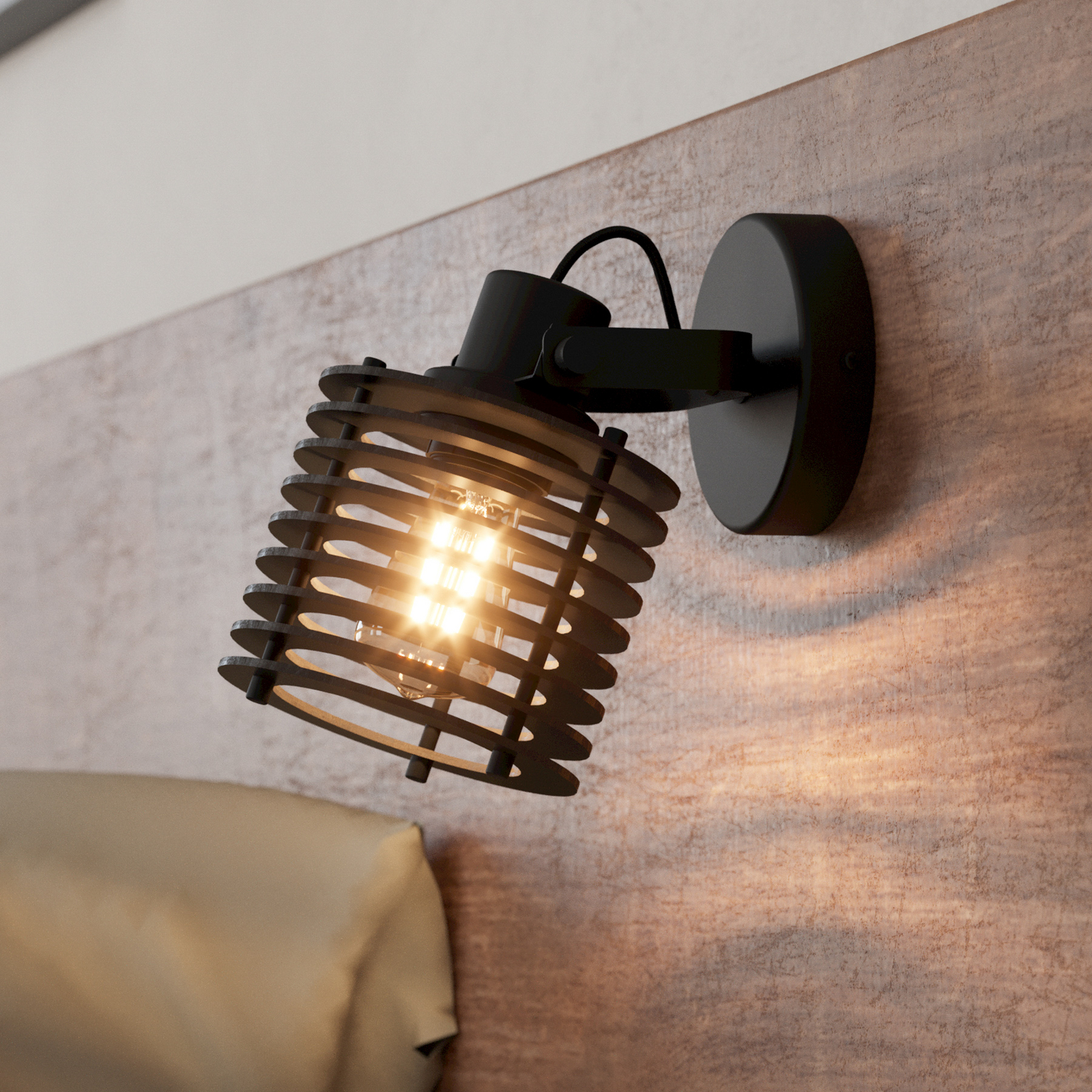 Segovijos sieninis šviestuvas, atspalvis iš medinių žiedų