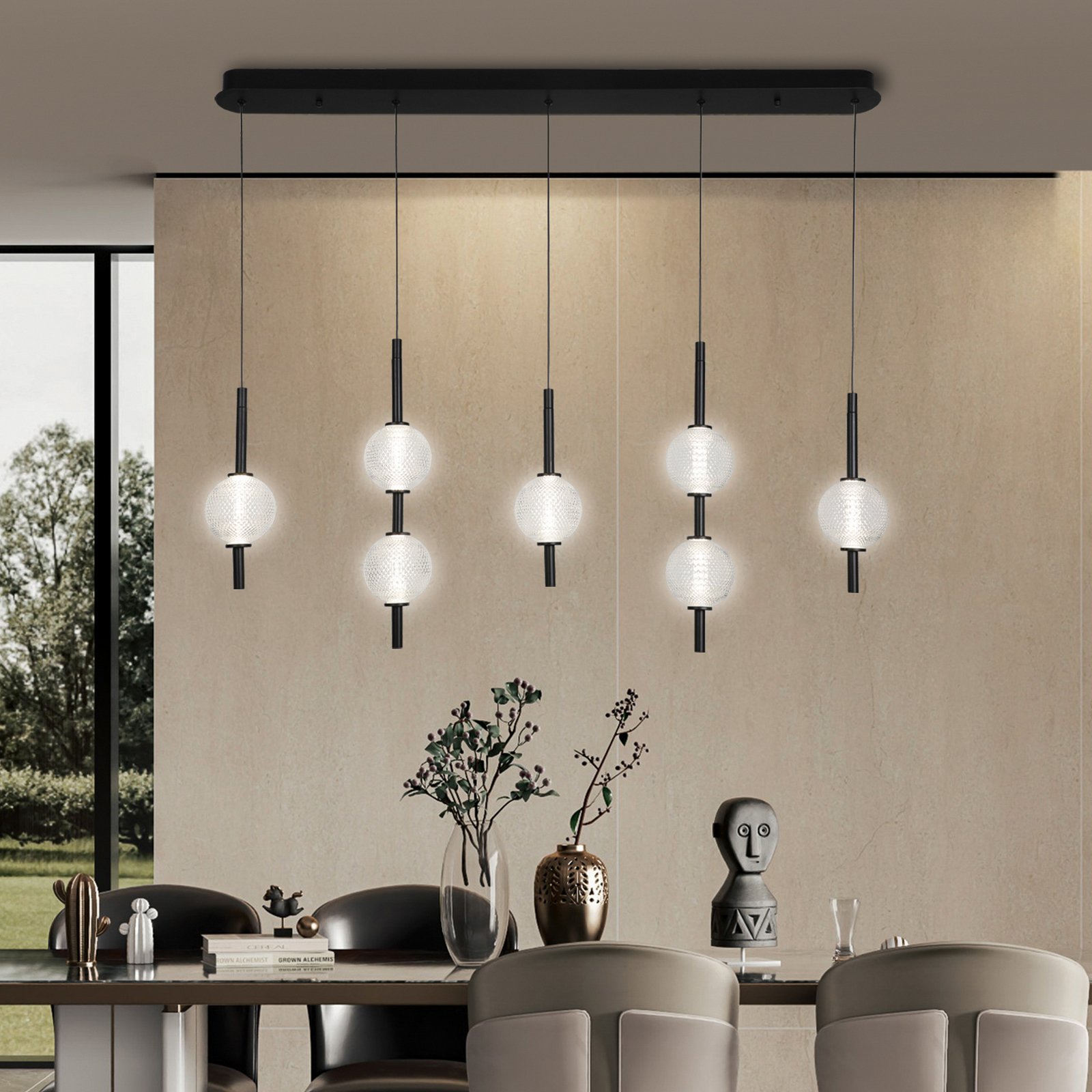LED hanglamp Abeona, lengte 105 cm, zwart metaal, 7-lamps. LED hanglamp Abeona, lengte 105 cm, zwart metaal, 7-lamps.