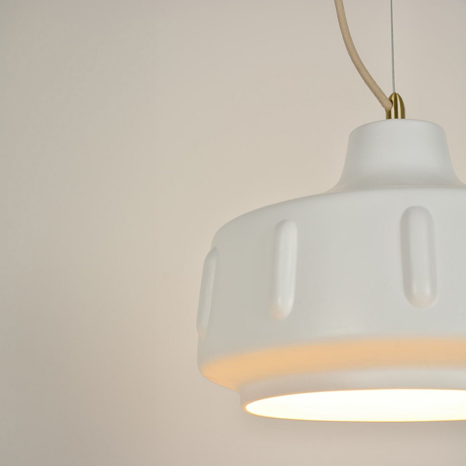 MARKET SET Jimmy hanging light, Ø 38 cm, white, ceramic