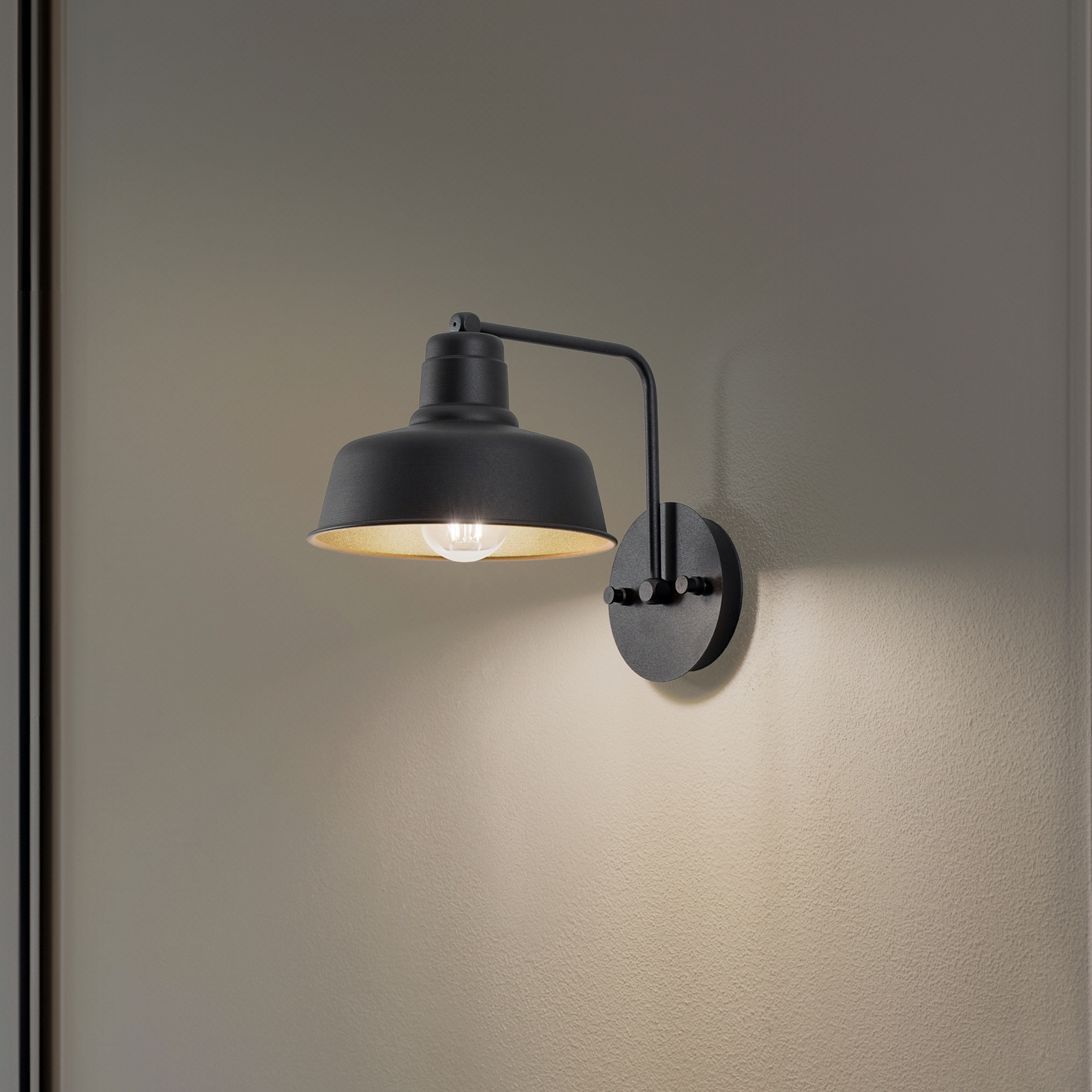 Berceste 181-A wall light black/gold