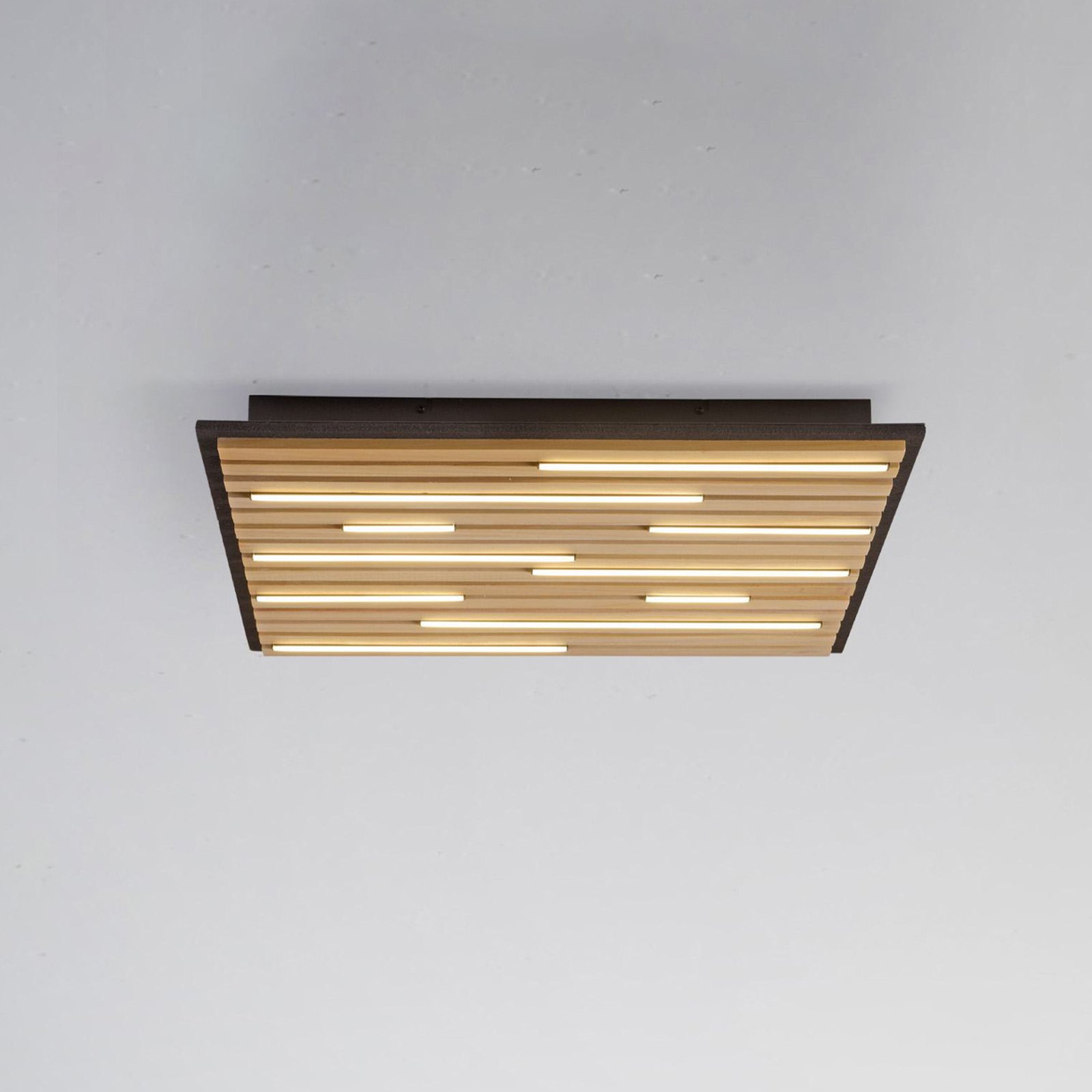 Paul Neuhaus Smart LED laevalgusti Q-Acoustic wood 62 x 62 cm