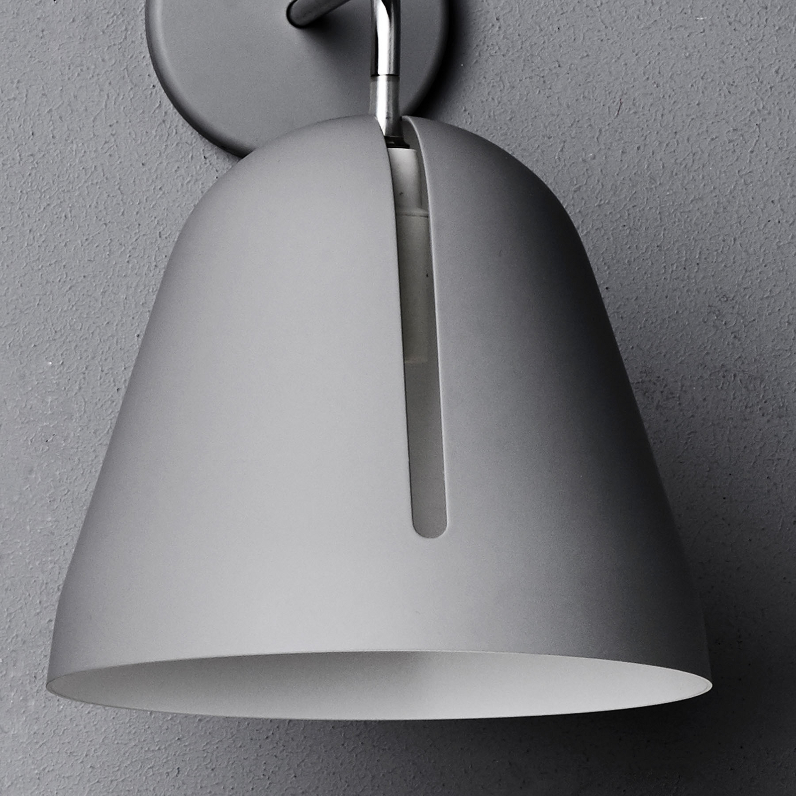 Nyta Tilt Wall aplique, gris