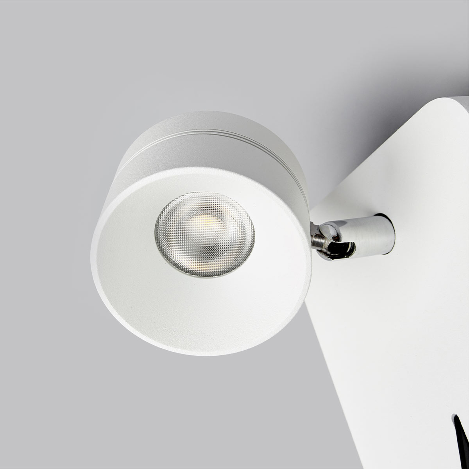 Beweegbare witte LED wandlamp Vidda met schakelaar
