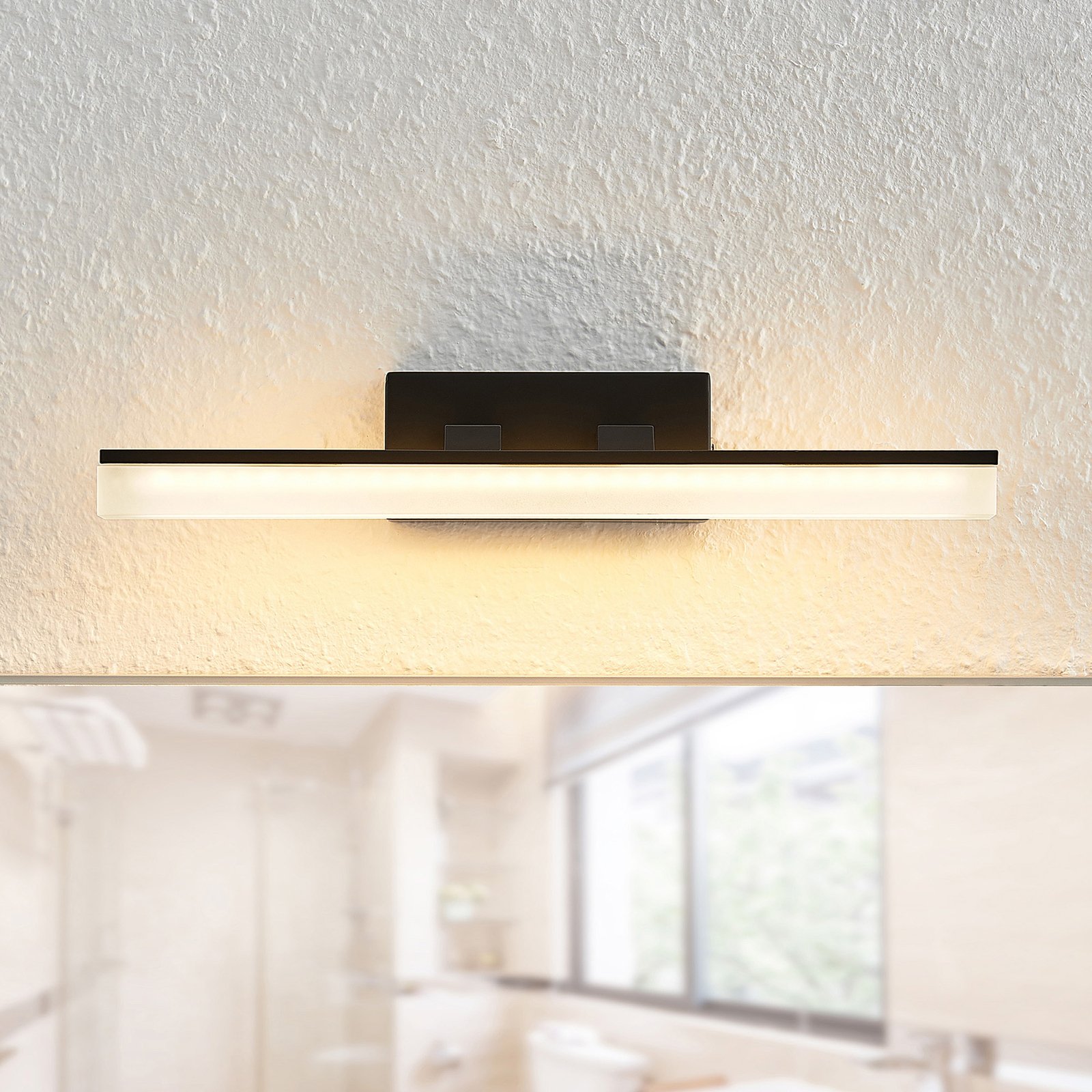 Lisana LEDAplique de Pared IP44 L32 Black - Lucande