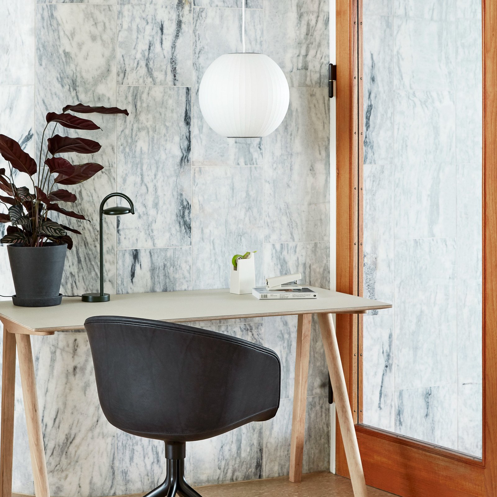 Nelson Ball Bubble Pendant S Off-White - Herman Miller