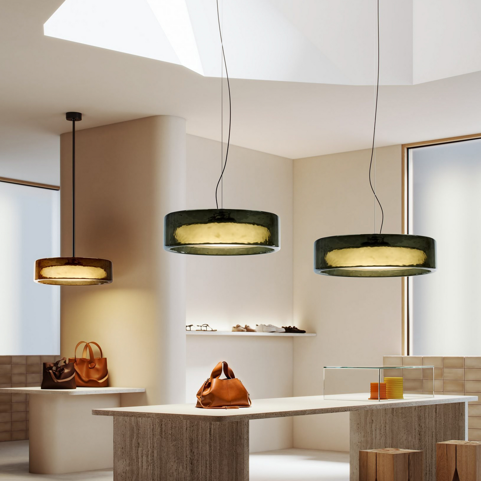 Candeeiro suspenso LED MARSET Ringo, Ø 70 cm, cinzento escuro fumado