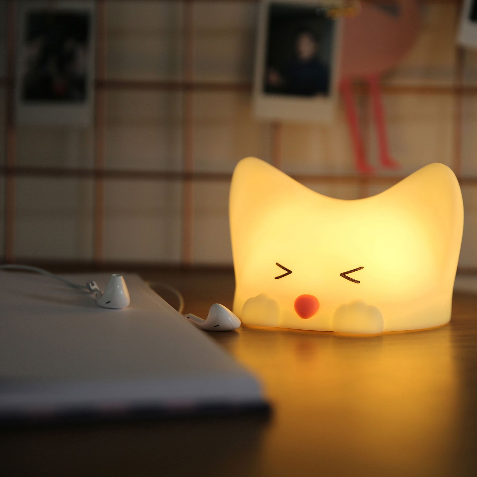 Catty Cat LED-natlys med batteri, 7 farver + lyd