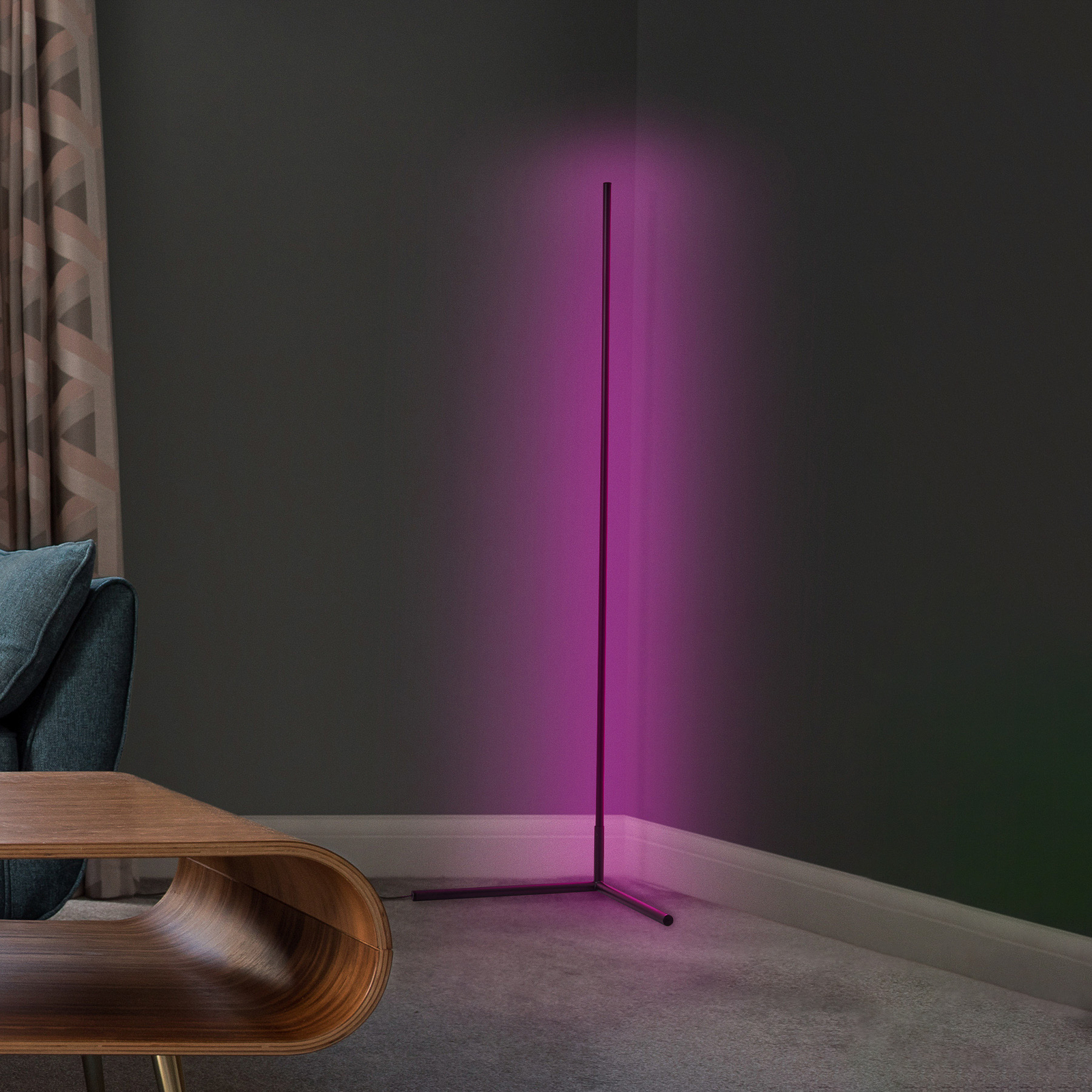 LEDVANCE SMART+ WiFi Floor Corner lampa stojąca czarna 140 cm
