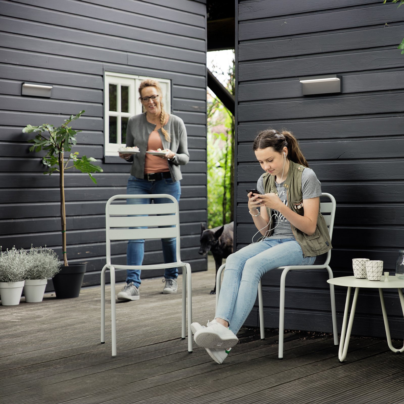 Philips LED лампа за външна стена Bustan UE, комплект от 2 броя, 2700 K