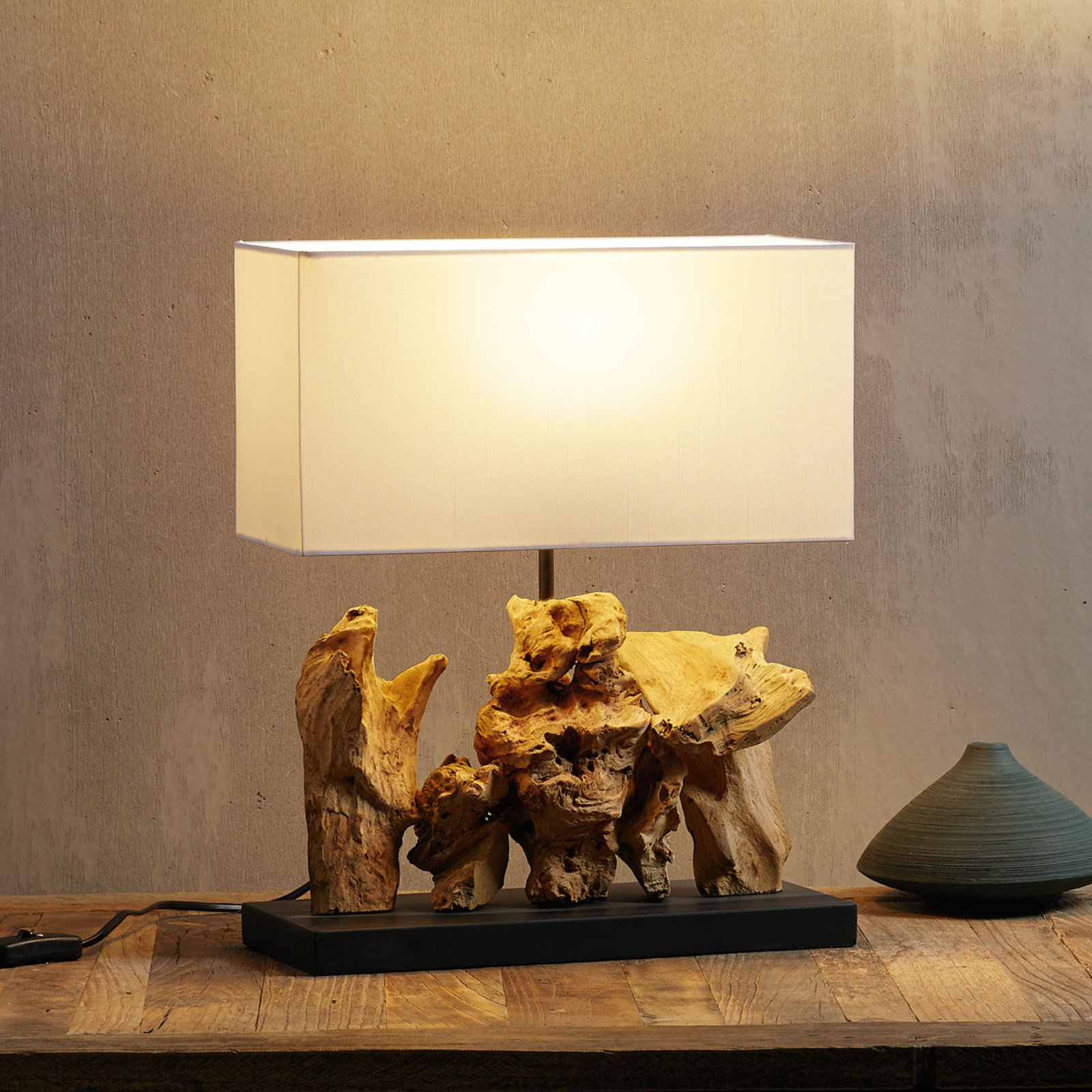 KARE Nature Vertical table lamp with driftwood