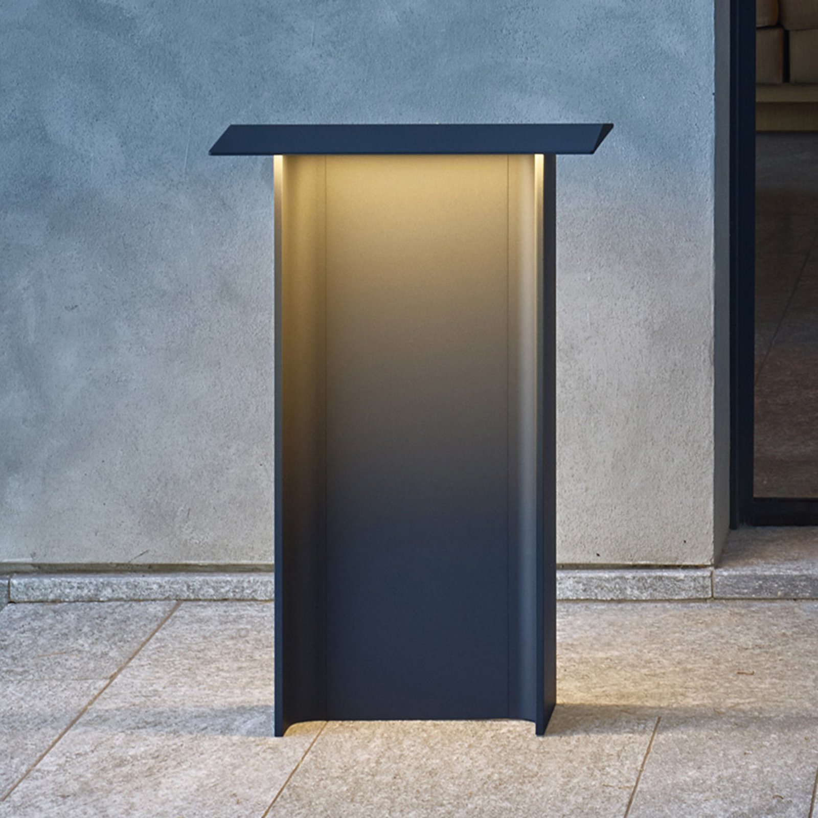 Luceplan Fienile LED path light height 72 cm