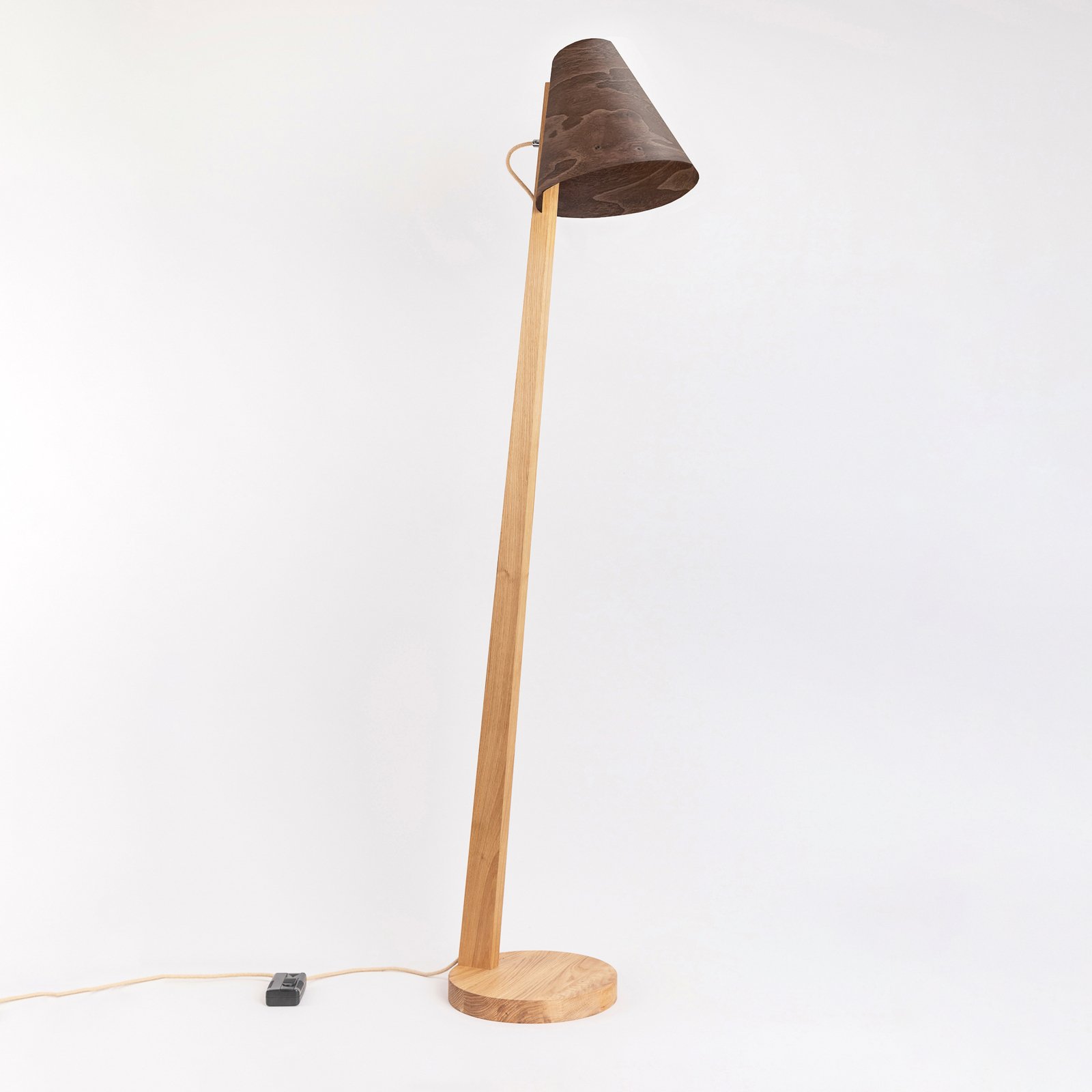 ALMUT 1411 lampa stojąca wygięta Ø30cm orzech
